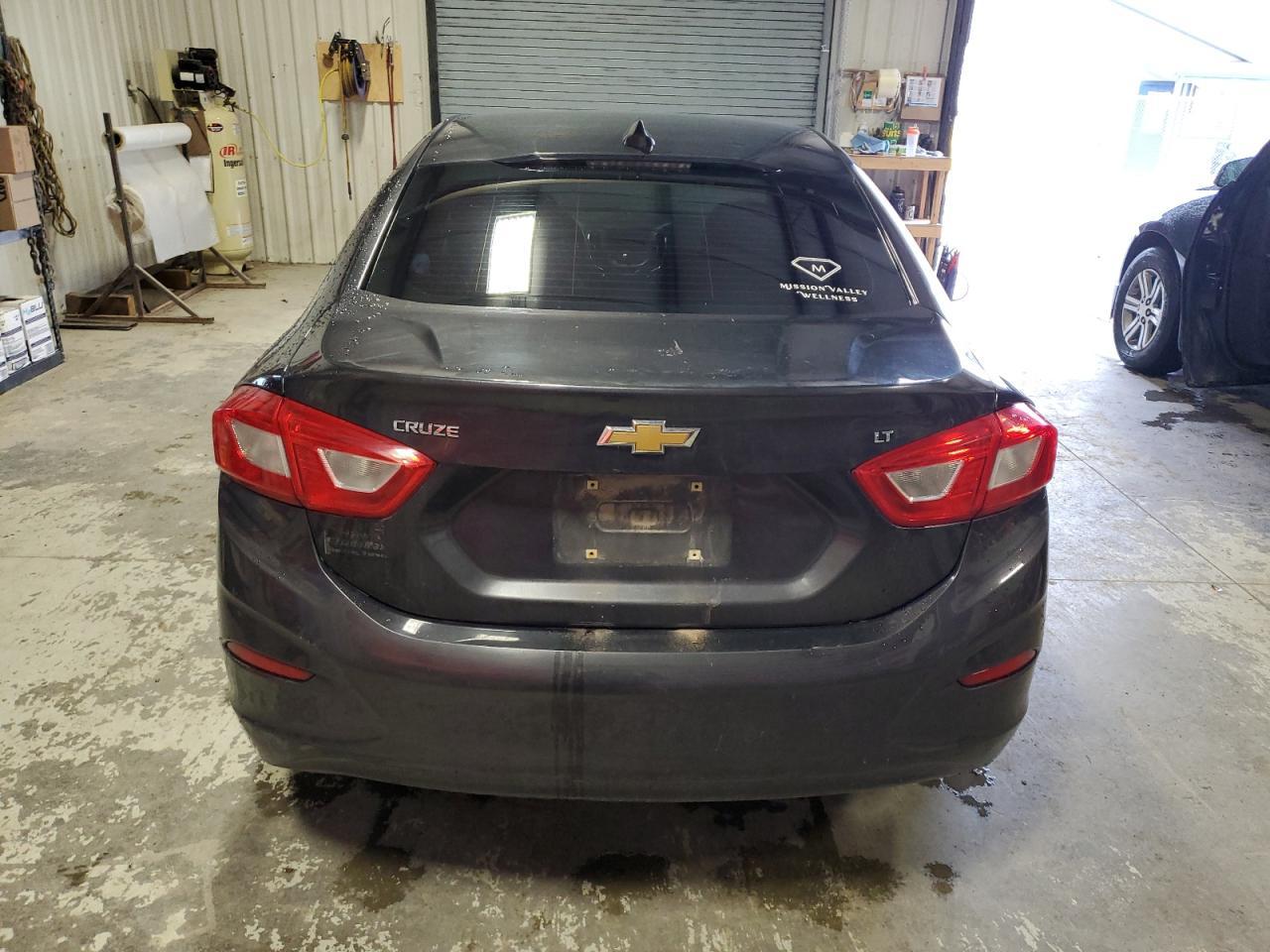 2017 Chevrolet Cruze Lt - zdjęcie 6