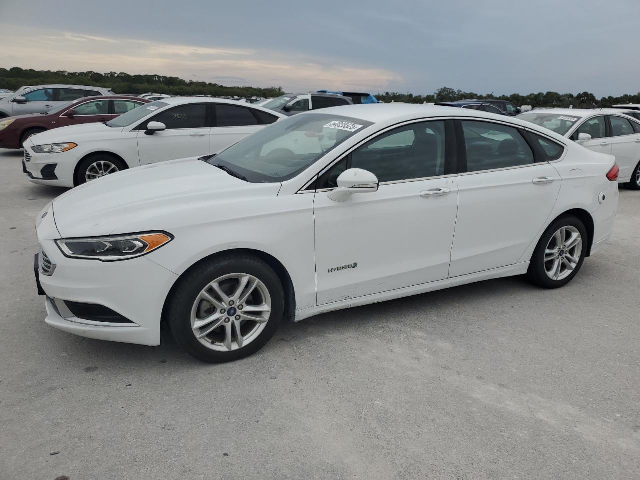 2018 Ford Fusion Se Hybrid - zdjęcie główne