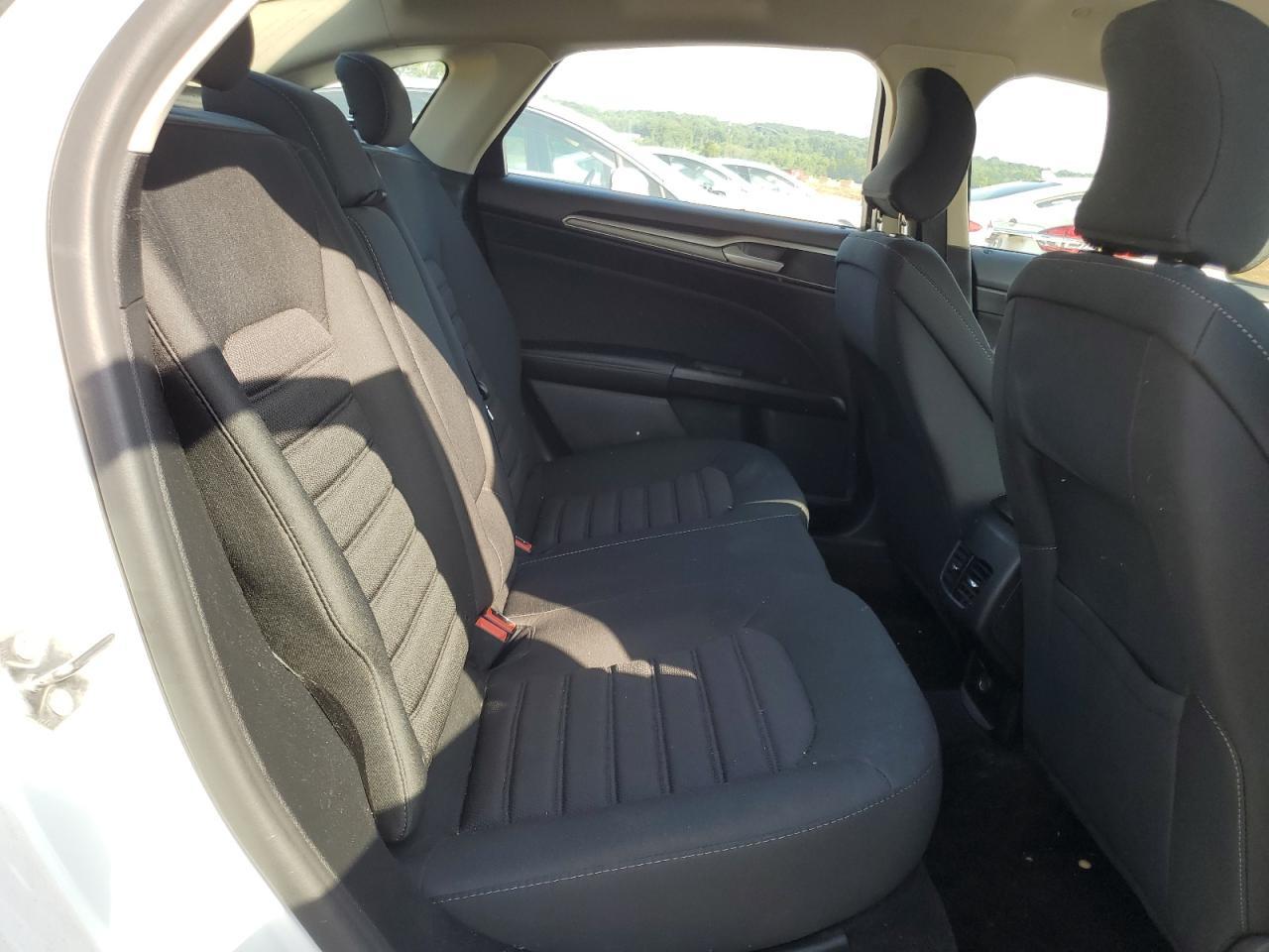 2019 Ford Fusion Se - zdjęcie 10