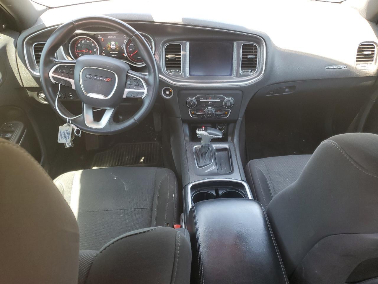 2017 Dodge Charger - zdjęcie 8