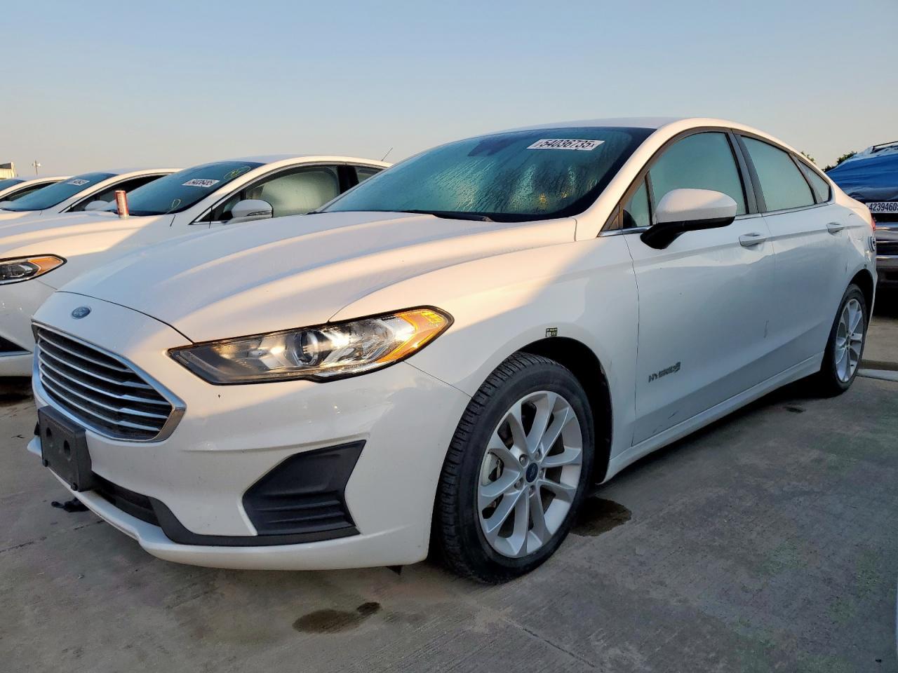 2019 Ford Fusion Se - zdjęcie główne