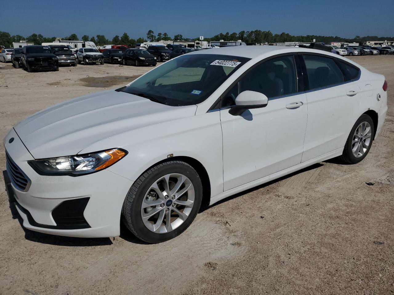 2020 Ford Fusion Se - zdjęcie główne