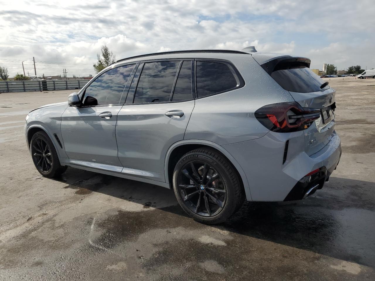 2022 BMW X3 - zdjęcie 2