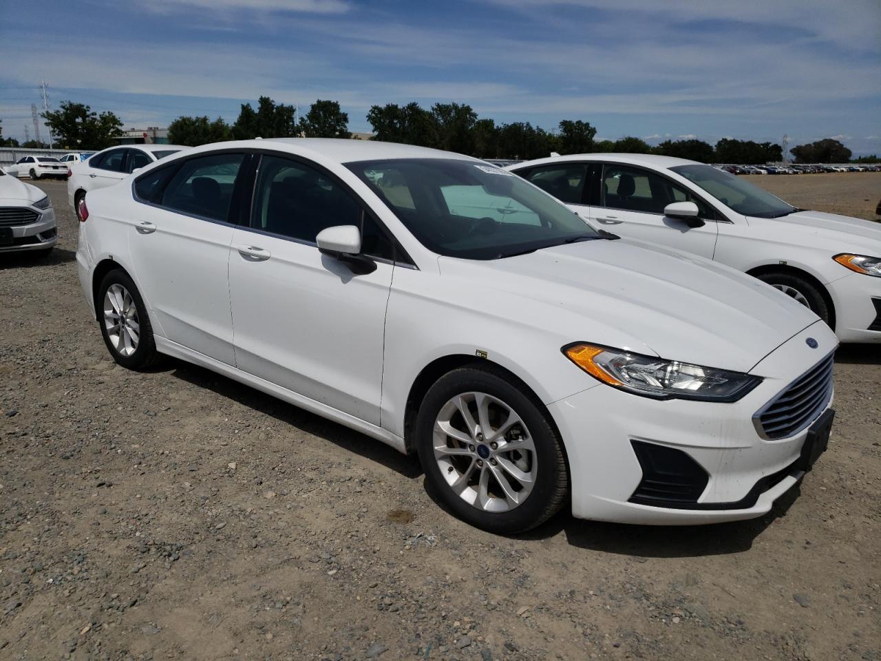 2020 Ford Fusion Se - zdjęcie 4