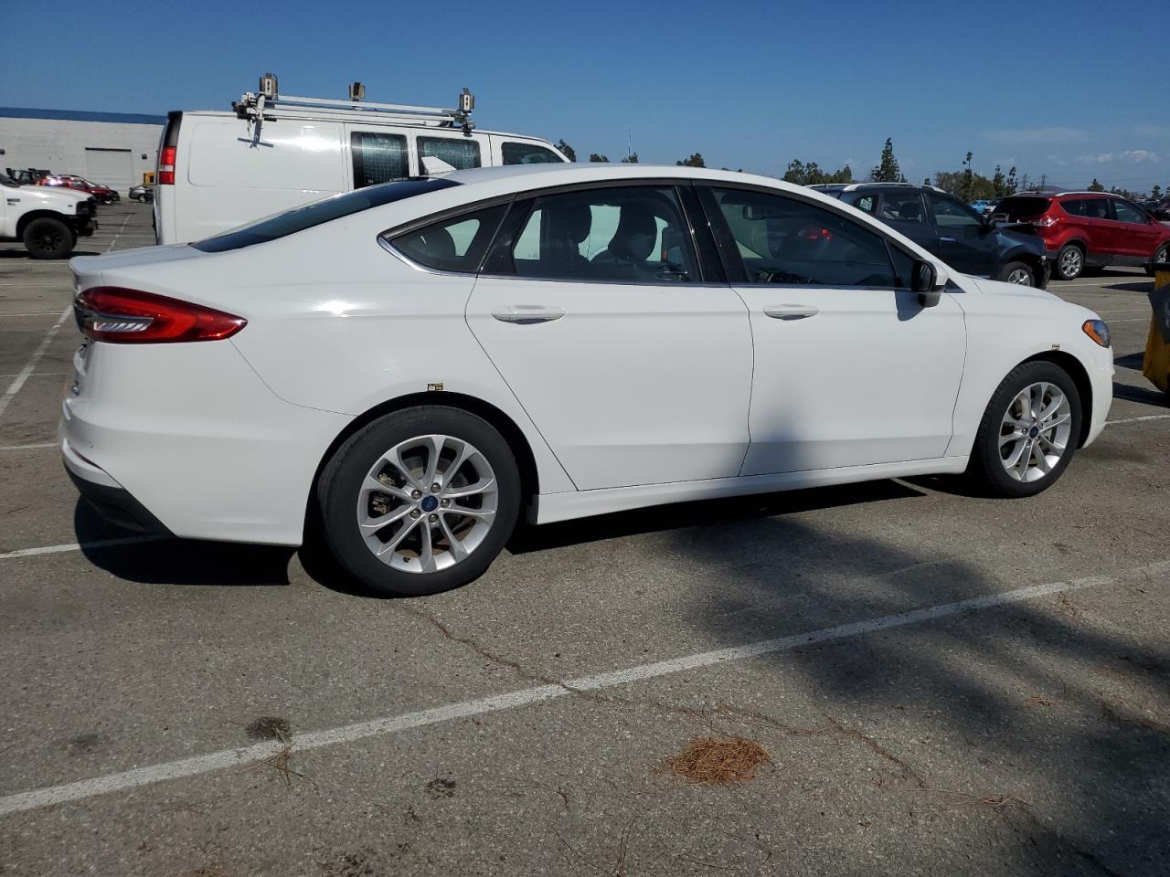 2019 Ford Fusion Se - zdjęcie 3