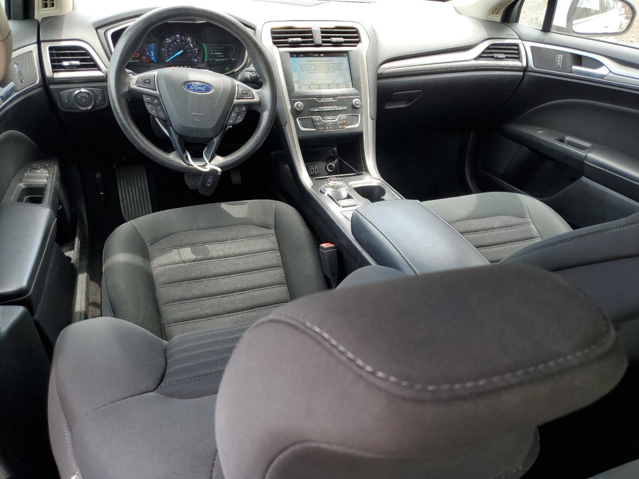 2019 Ford Fusion Se - zdjęcie 8