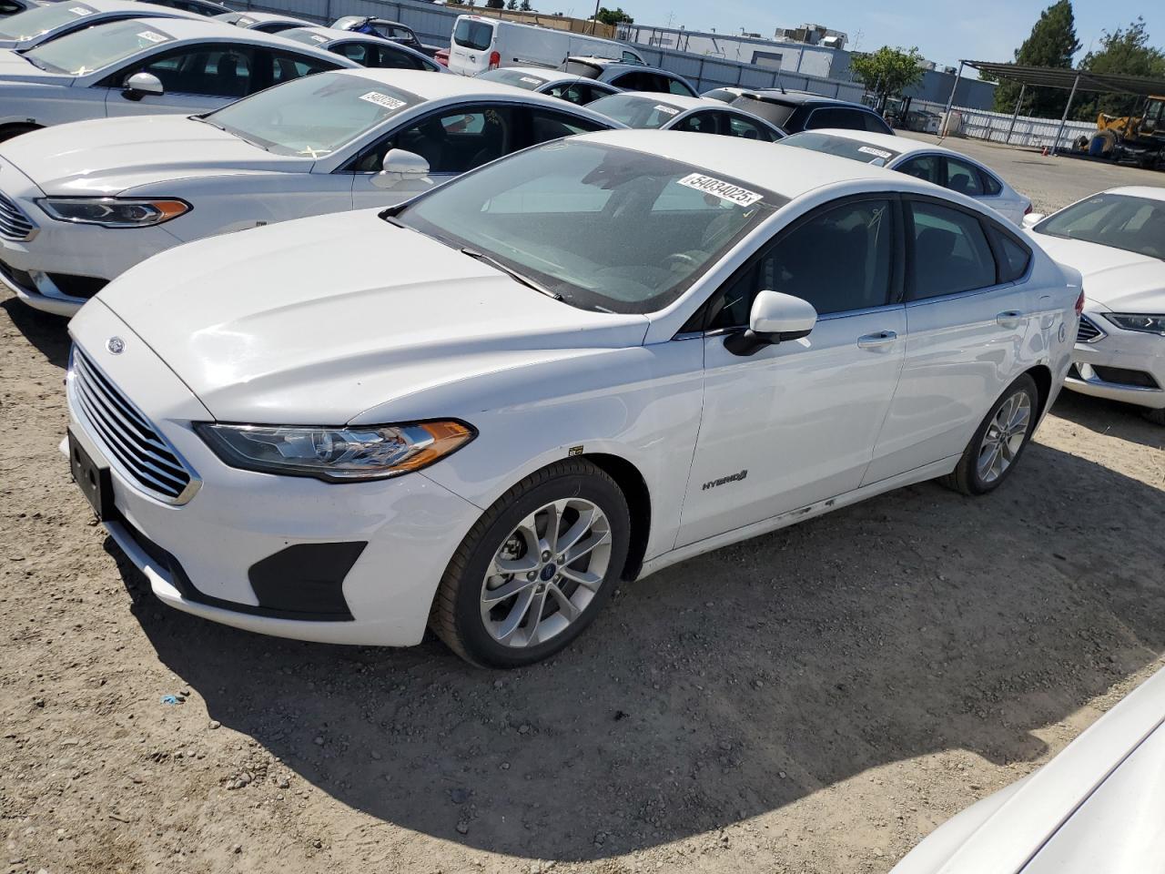 2019 Ford Fusion Se - zdjęcie główne