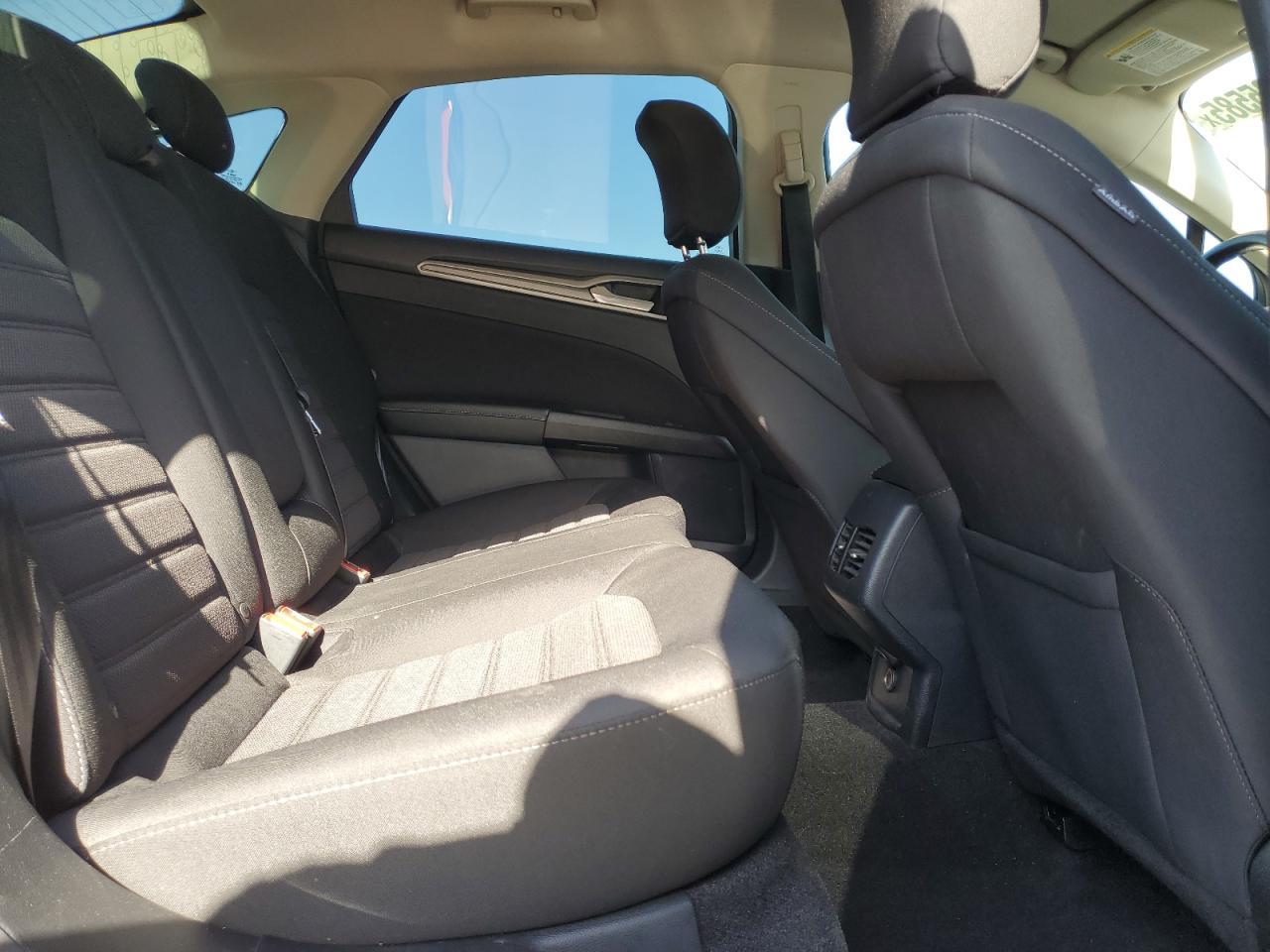 2019 Ford Fusion Se - zdjęcie 10
