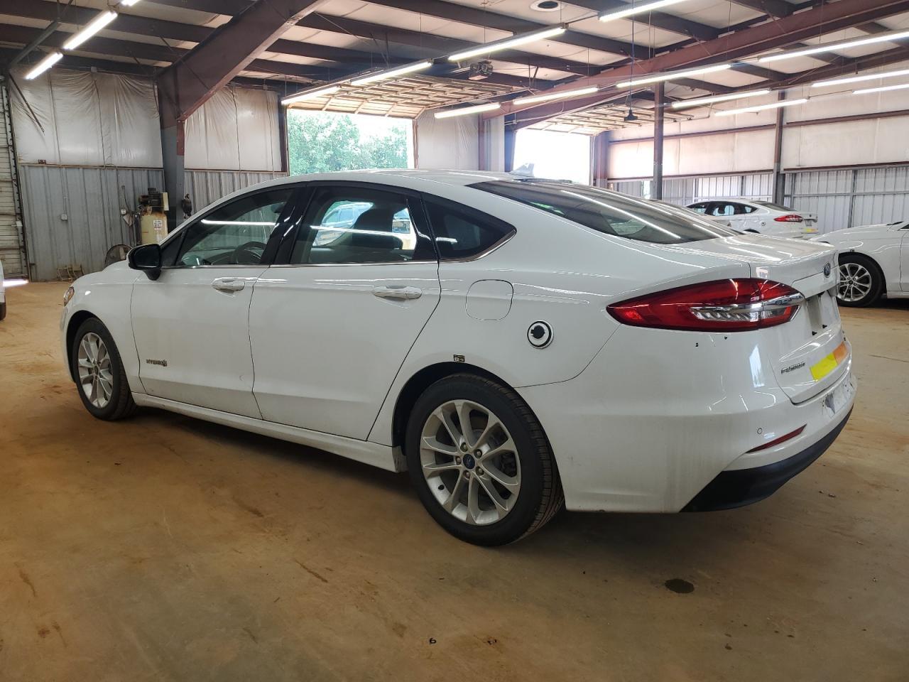 2019 Ford Fusion Se - zdjęcie 2