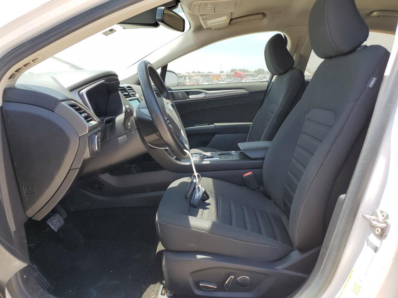 2020 Ford Fusion Se - zdjęcie 7