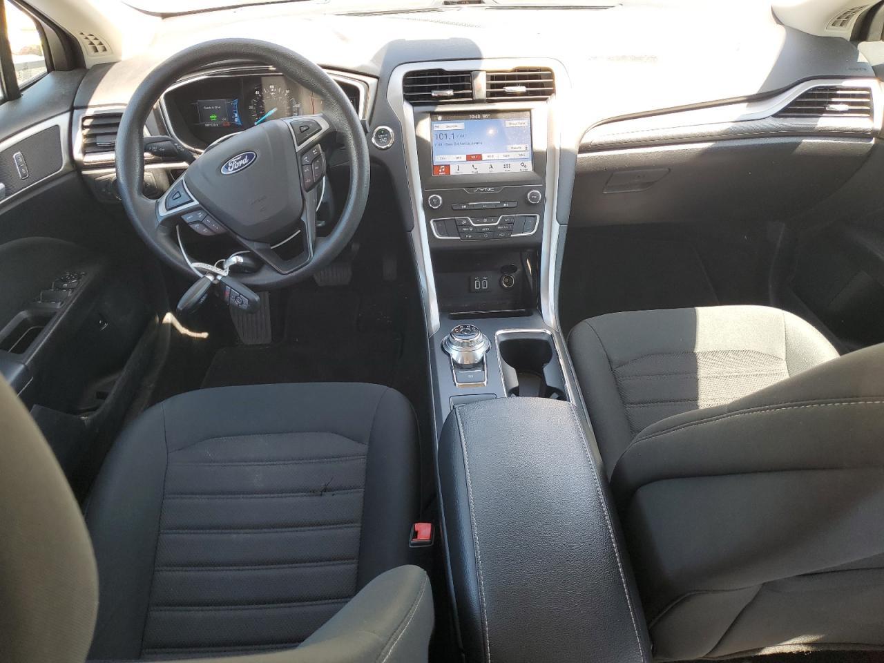 2019 Ford Fusion Se - zdjęcie 8