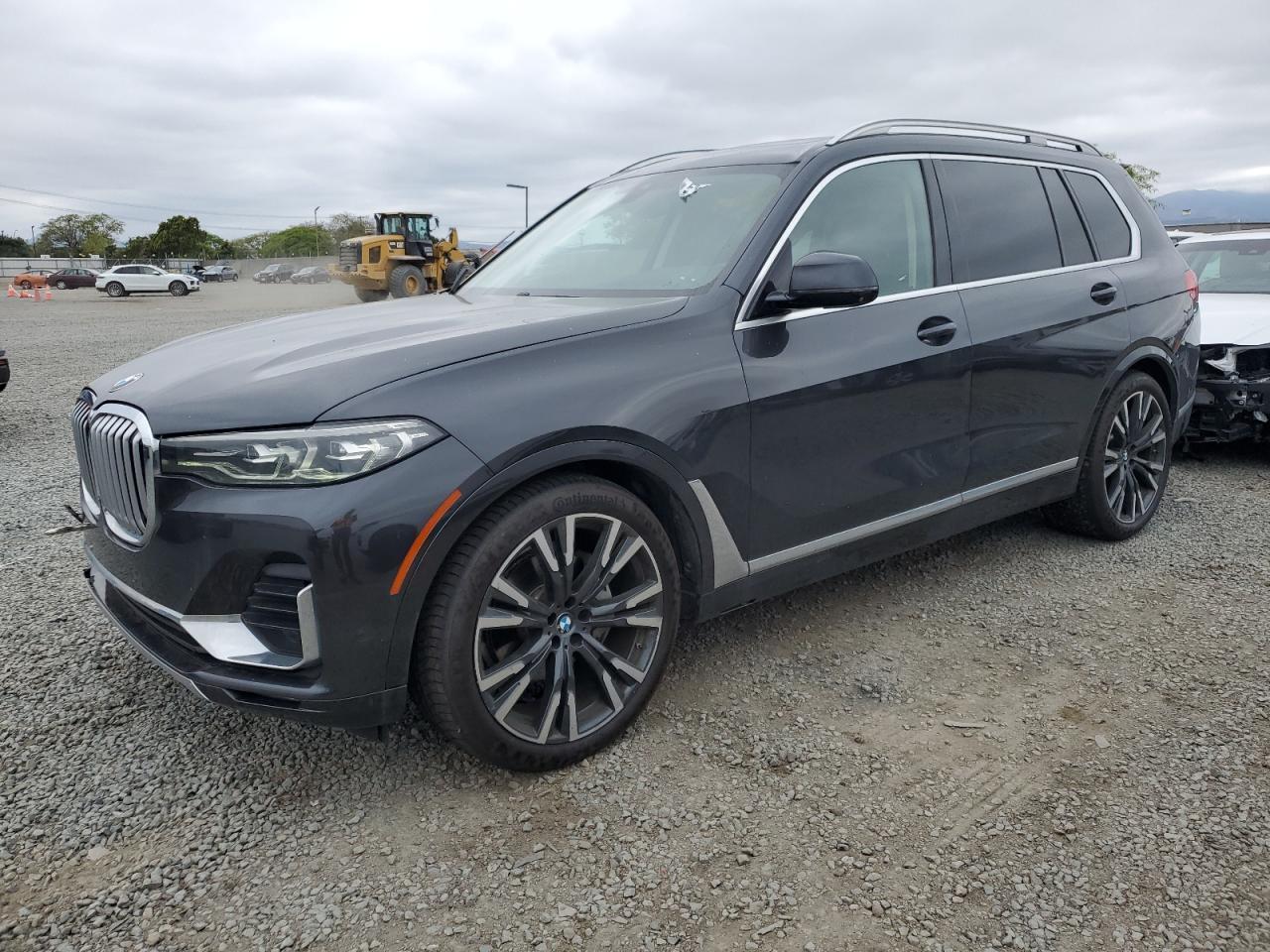 2020 BMW X7 xDrive40I - zdjęcie główne