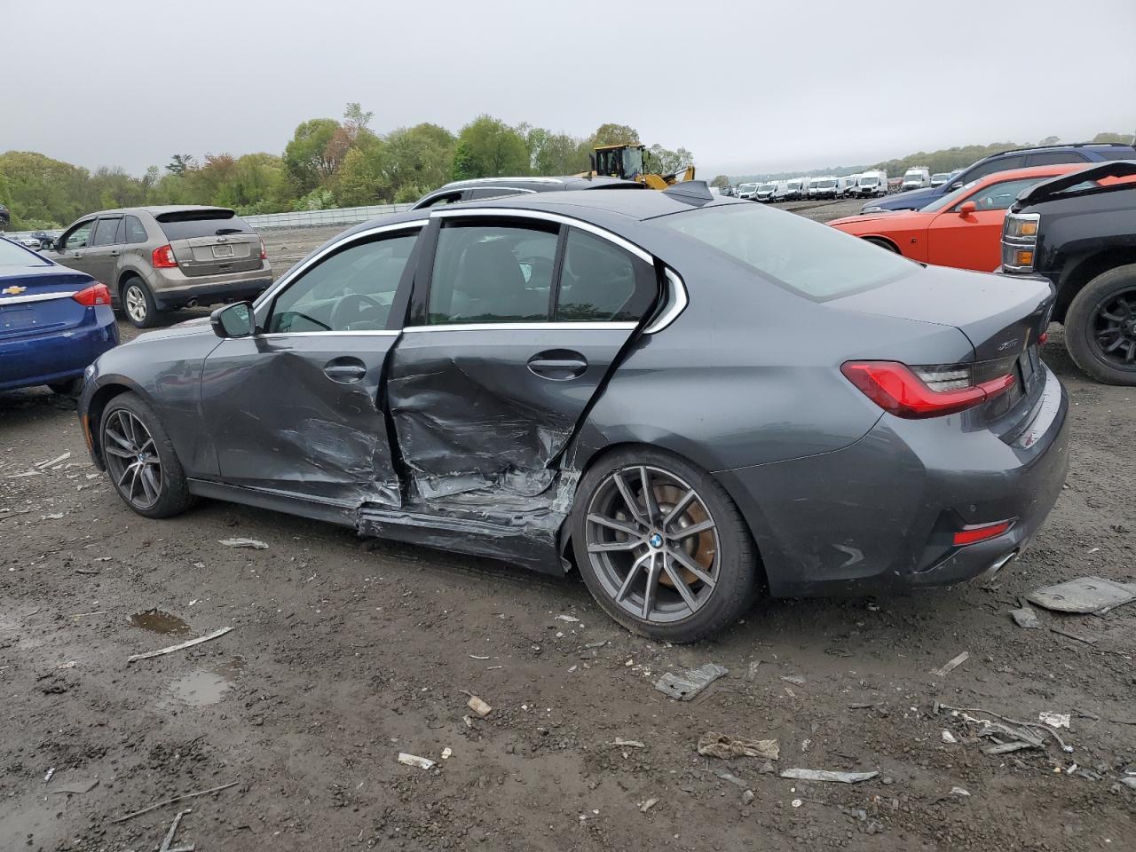 BMW Seria 3 - zdjęcie 2