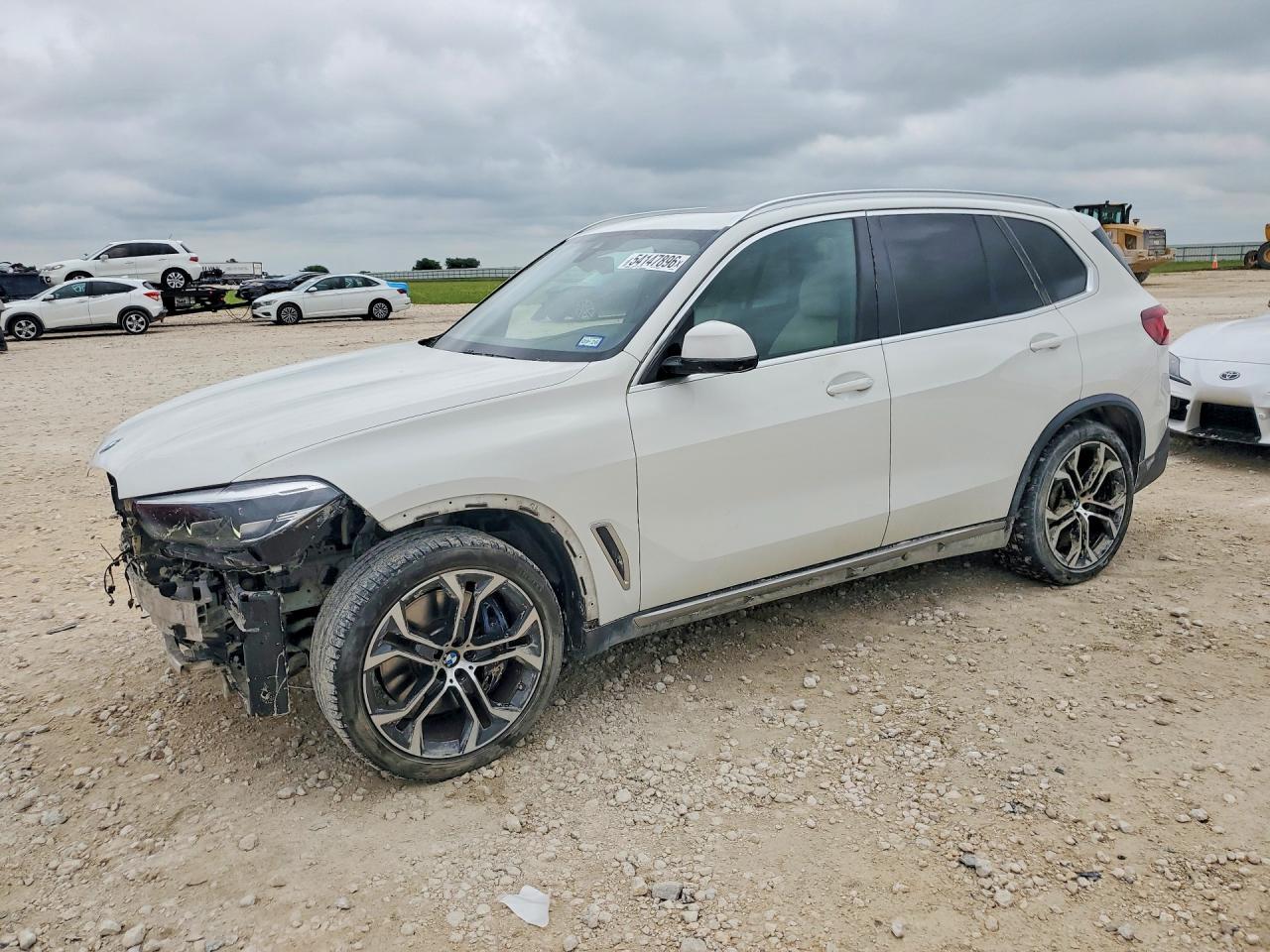 2020 BMW X5 Sdrive 40I - zdjęcie główne