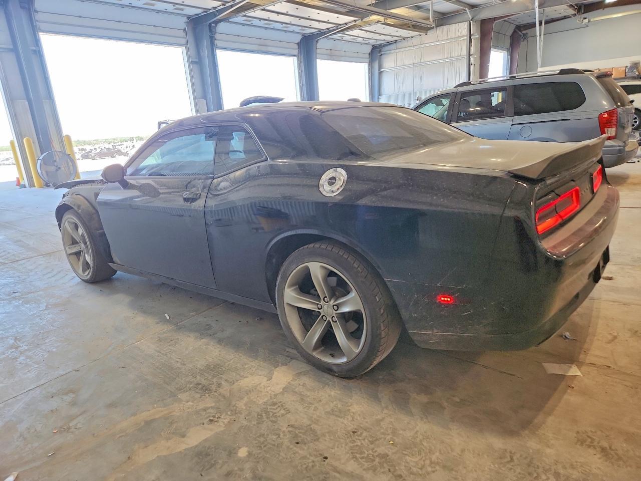 2015 Dodge Challenger Sxt - zdjęcie 2