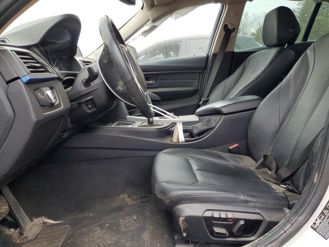 2013 BMW 320 I xDrive - zdjęcie 7