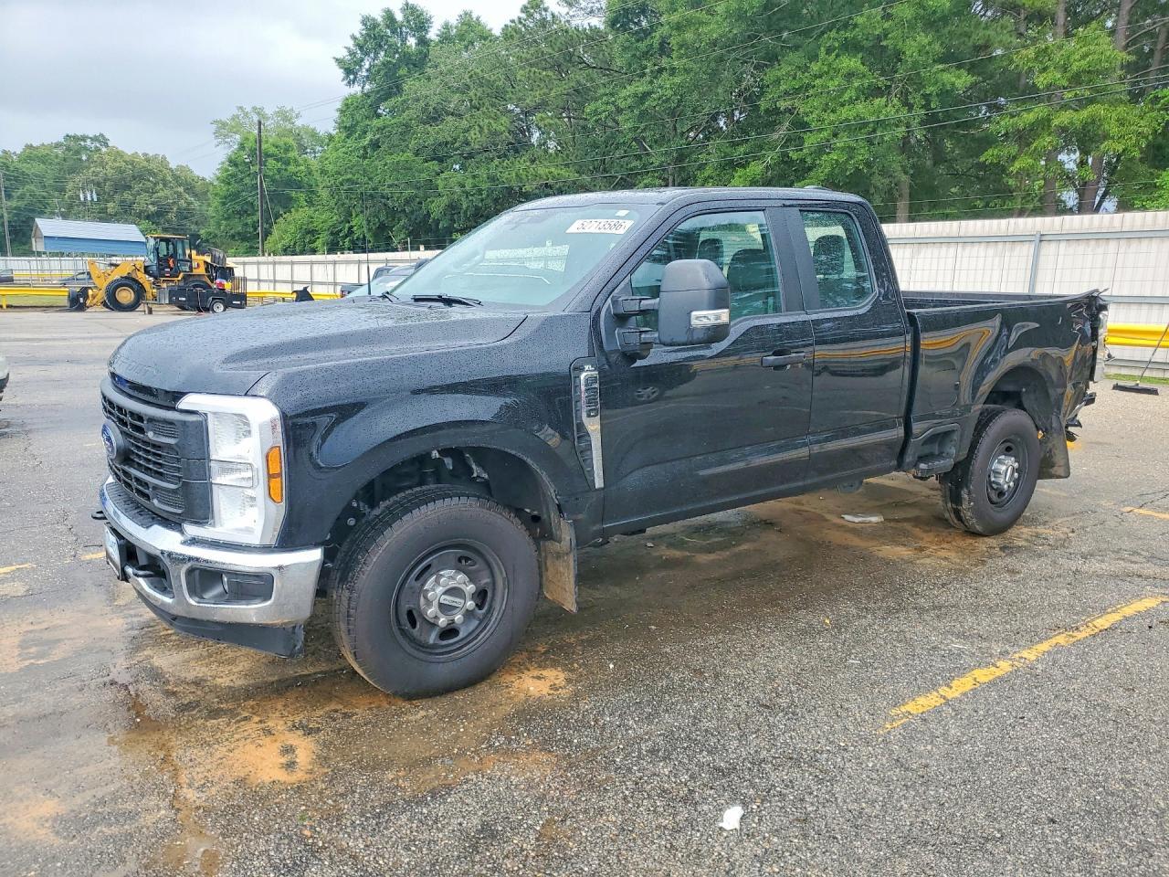 2026 Ford F350 Super Duty - zdjęcie główne