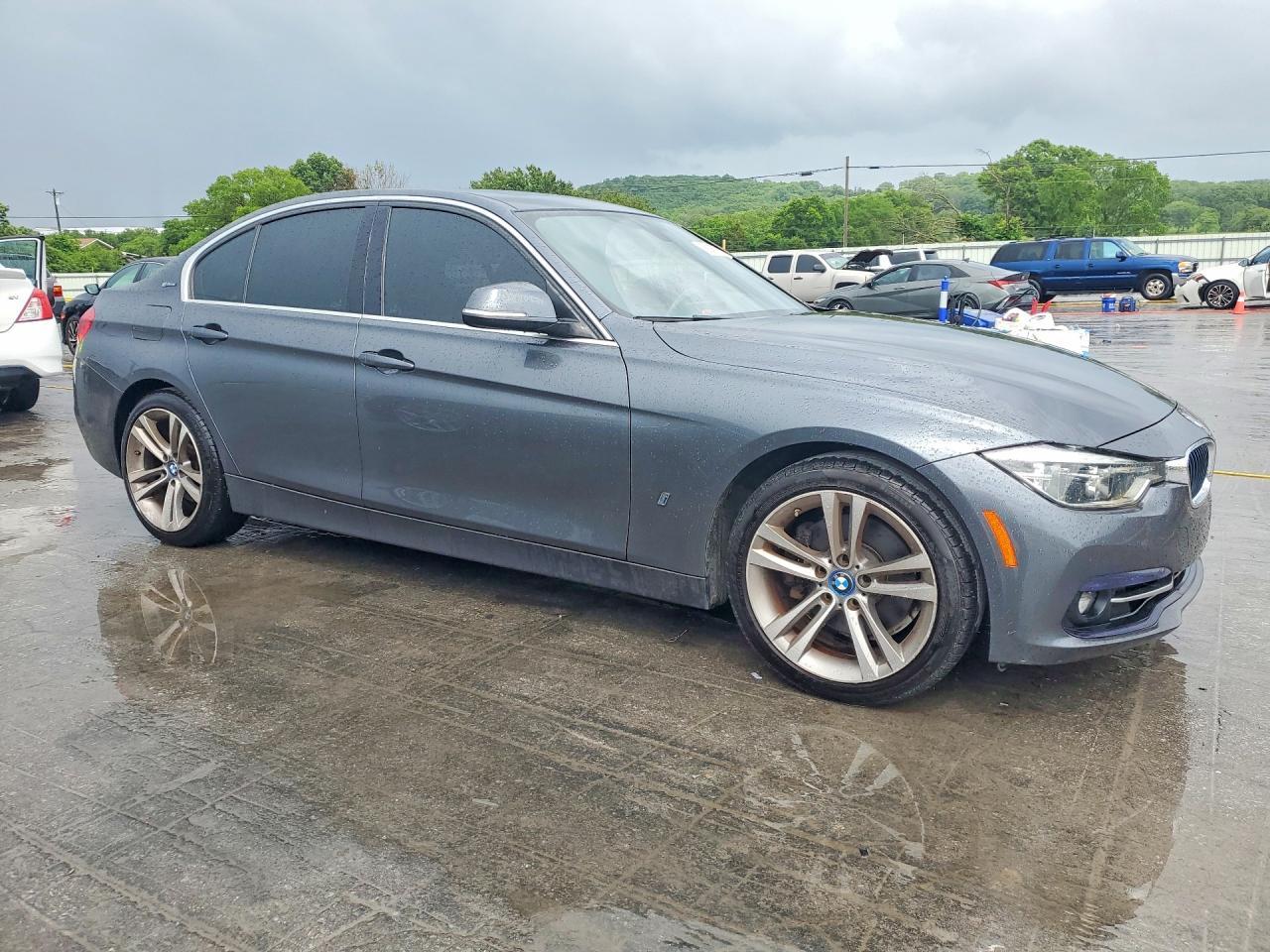 2018 BMW 330E - zdjęcie 4
