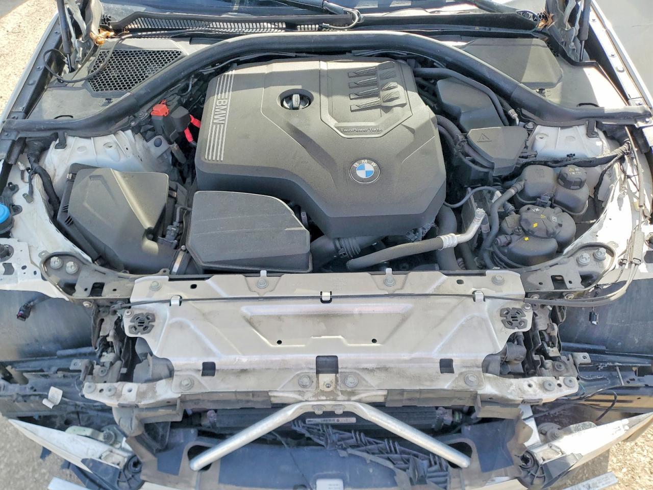 2023 BMW 330Xi - zdjęcie 11