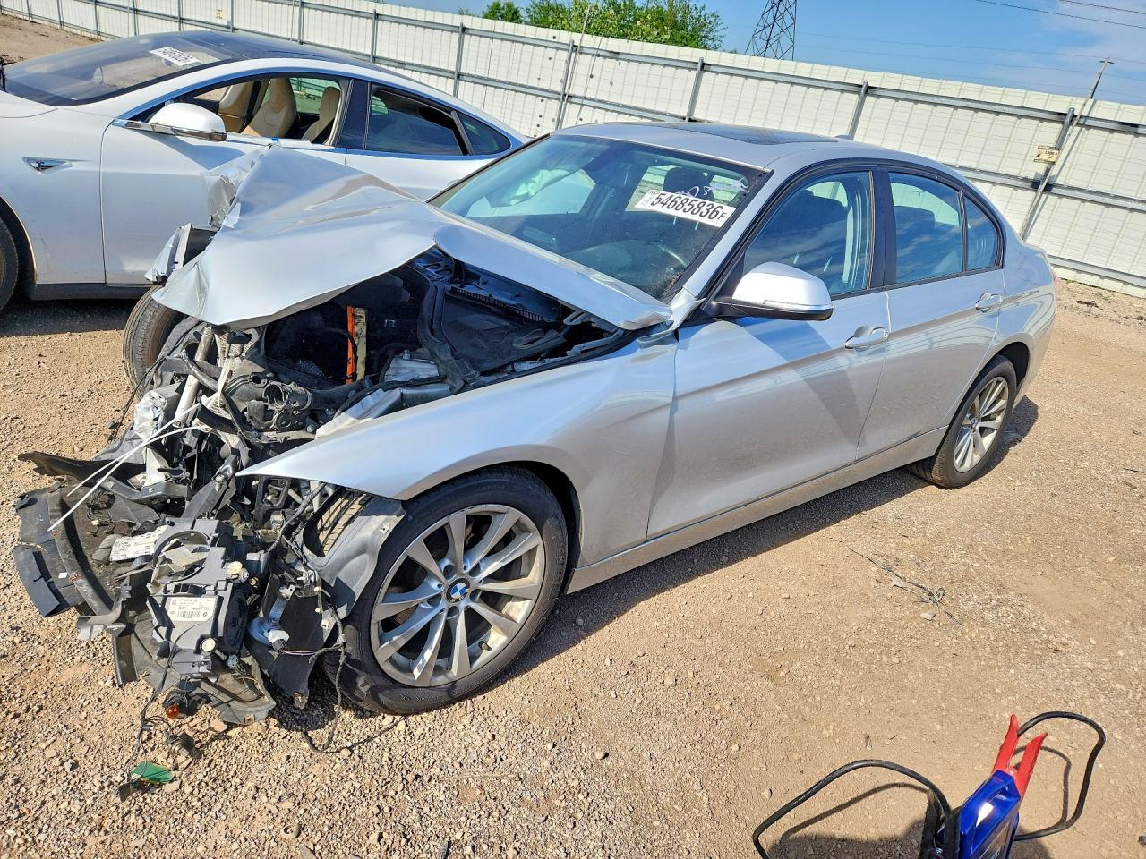 2016 BMW 320 Xi - zdjęcie główne