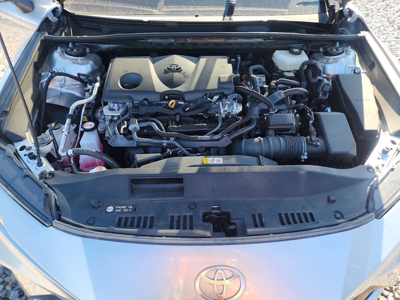 2025 Toyota Camry Le - zdjęcie 11