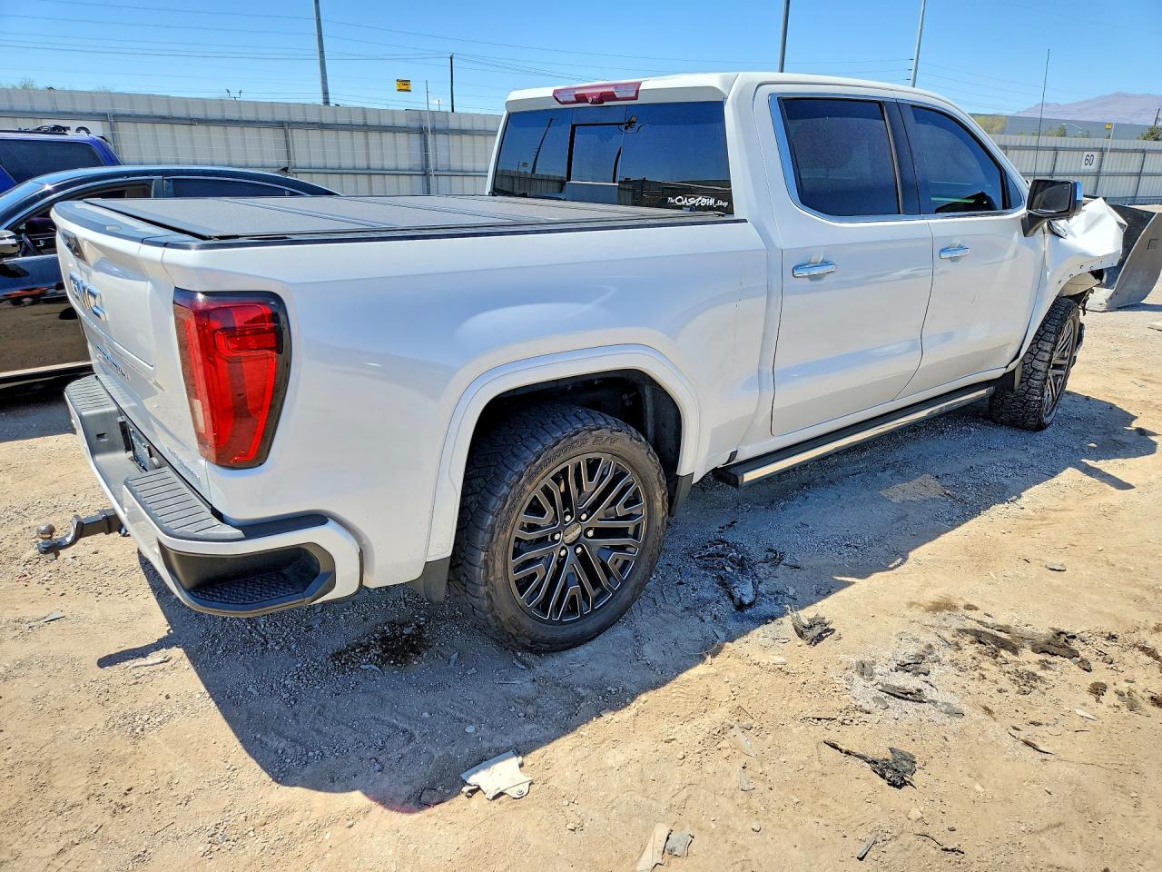 2022 GMC Sierra K1500 Denali Ultimate - zdjęcie 3