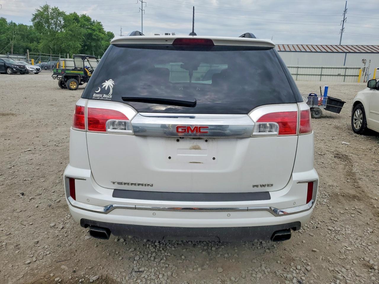 2016 GMC Terrain Denali - zdjęcie 6
