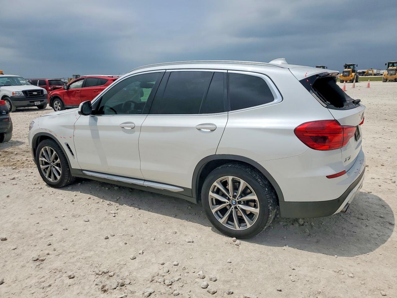 2019 BMW X3 Sdrive30I - zdjęcie 2