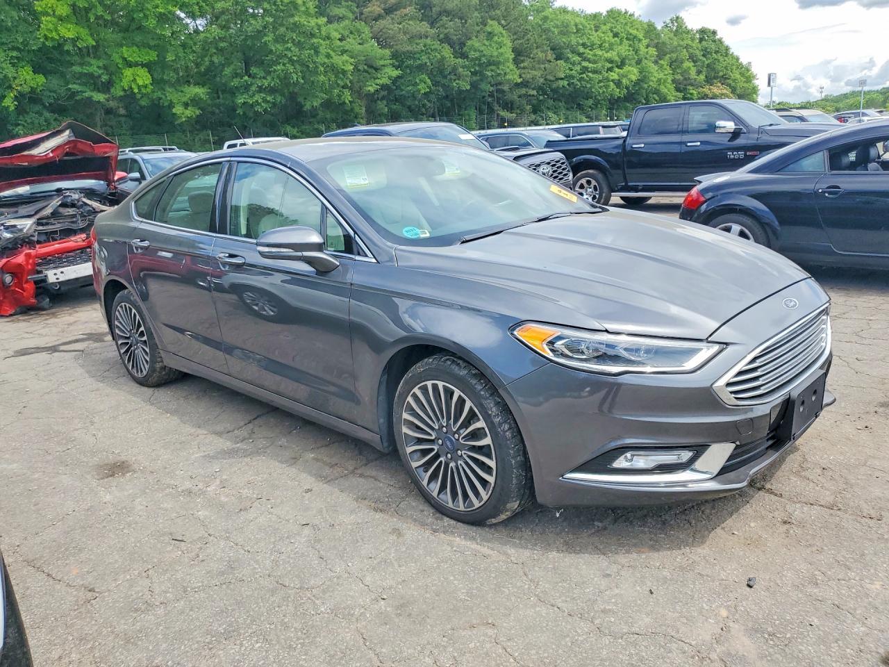 2018 Ford Fusion Titanium - zdjęcie 4