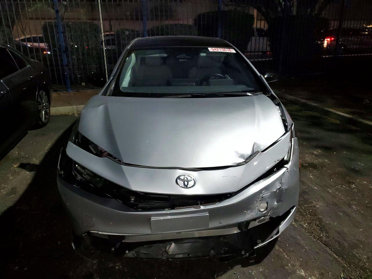 2024 Toyota Prius Xle - zdjęcie 5