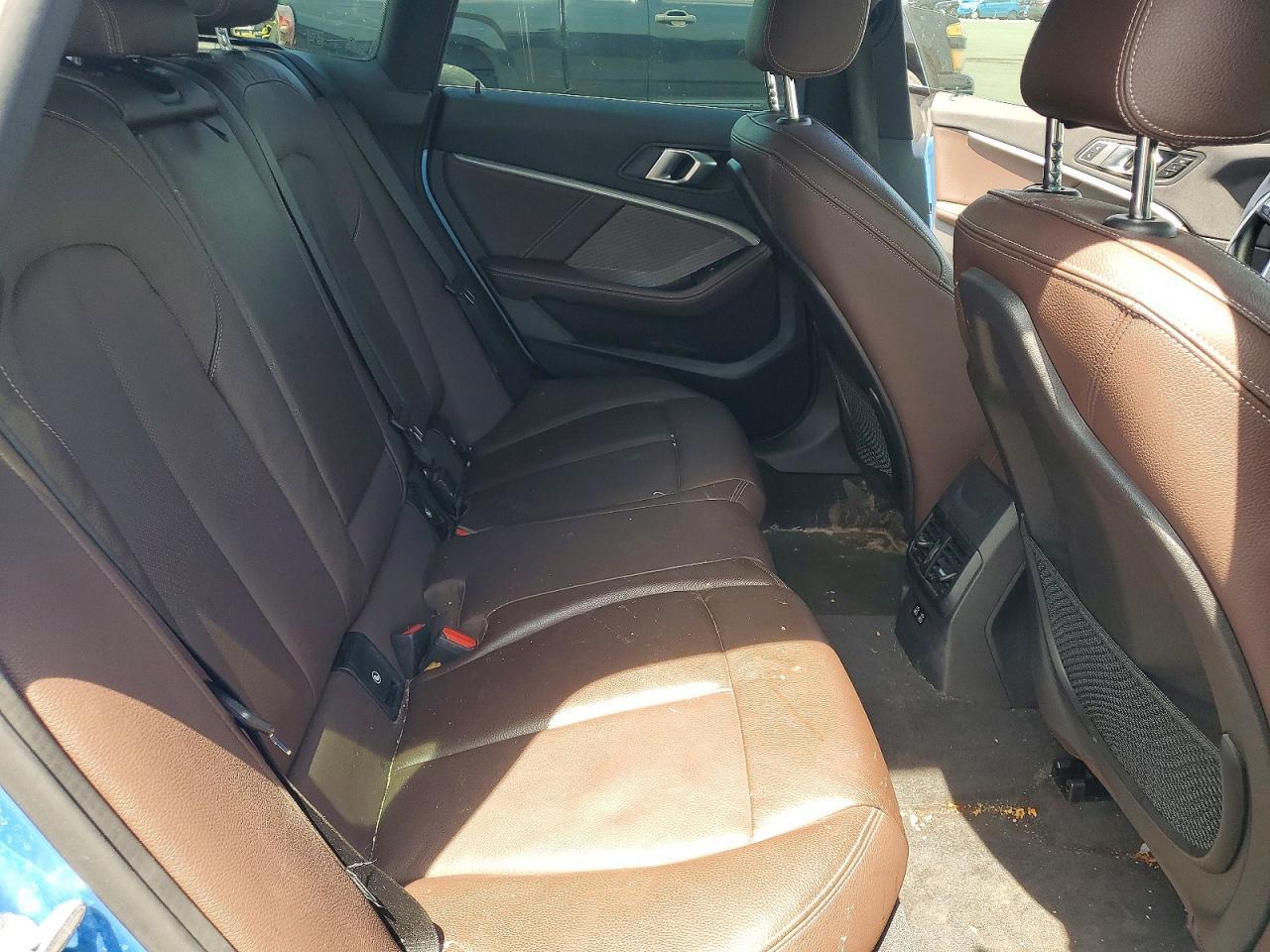 2021 BMW 228Xi - zdjęcie 10