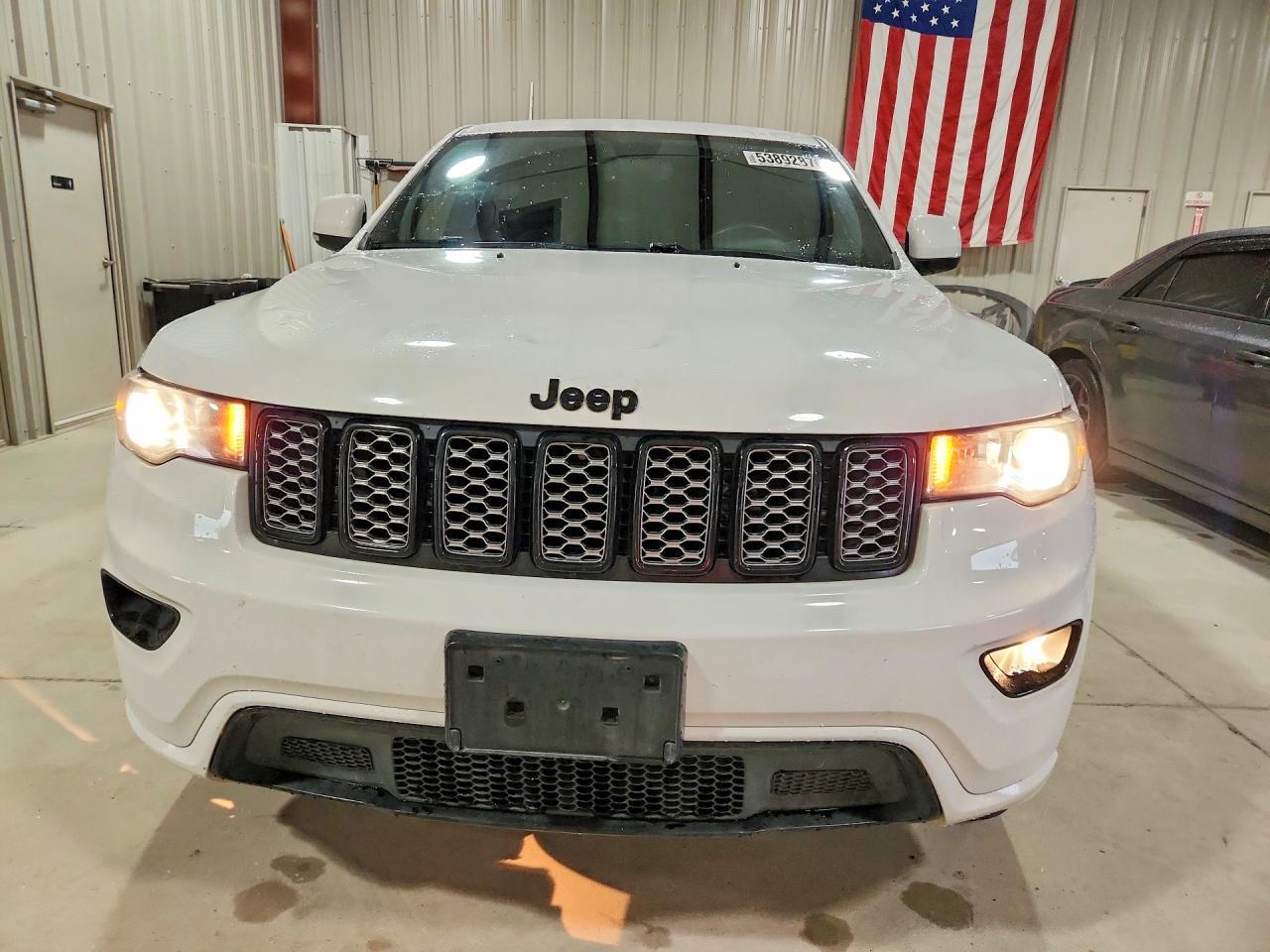 2018 Jeep Grand Cherokee Laredo - zdjęcie 5
