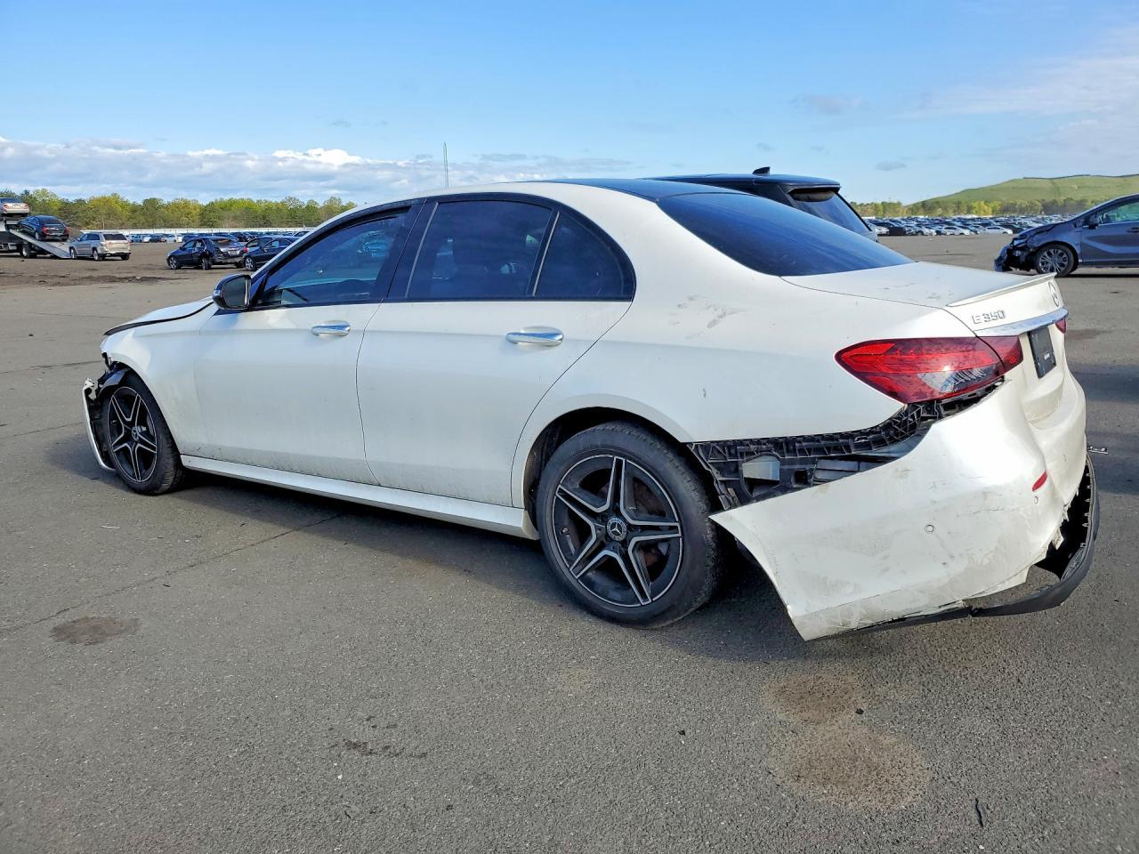 Mercedes-Benz Klasa E - zdjęcie 2