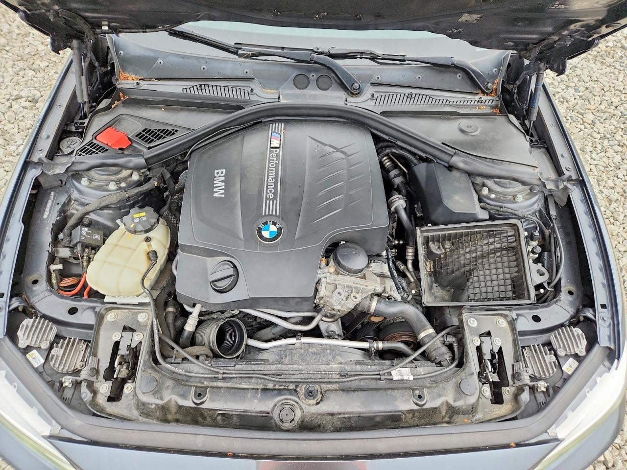 2016 BMW M235Xi - zdjęcie 11