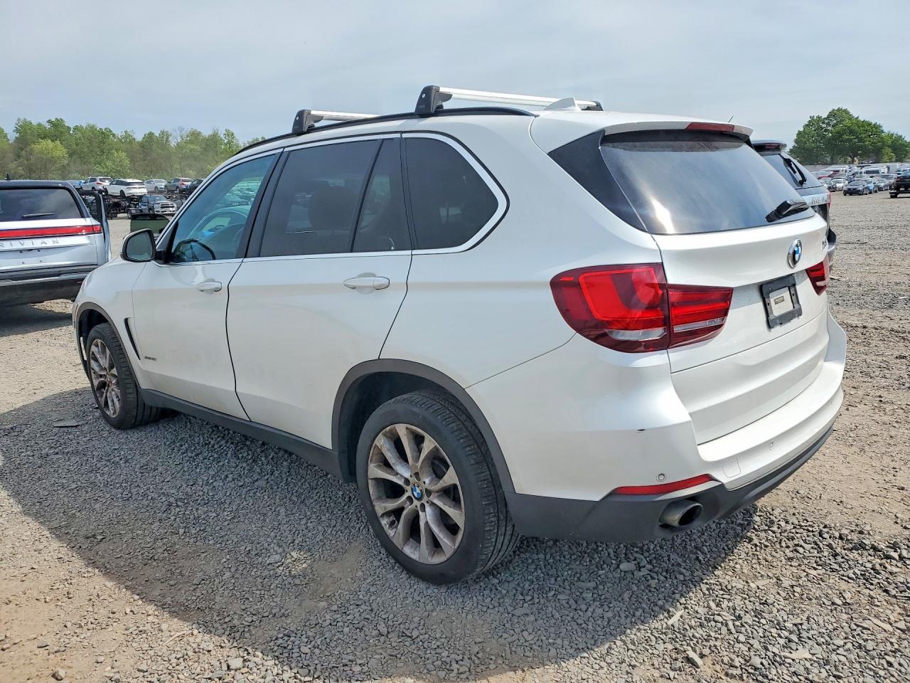 2016 BMW X5 xDrive35I - zdjęcie 2
