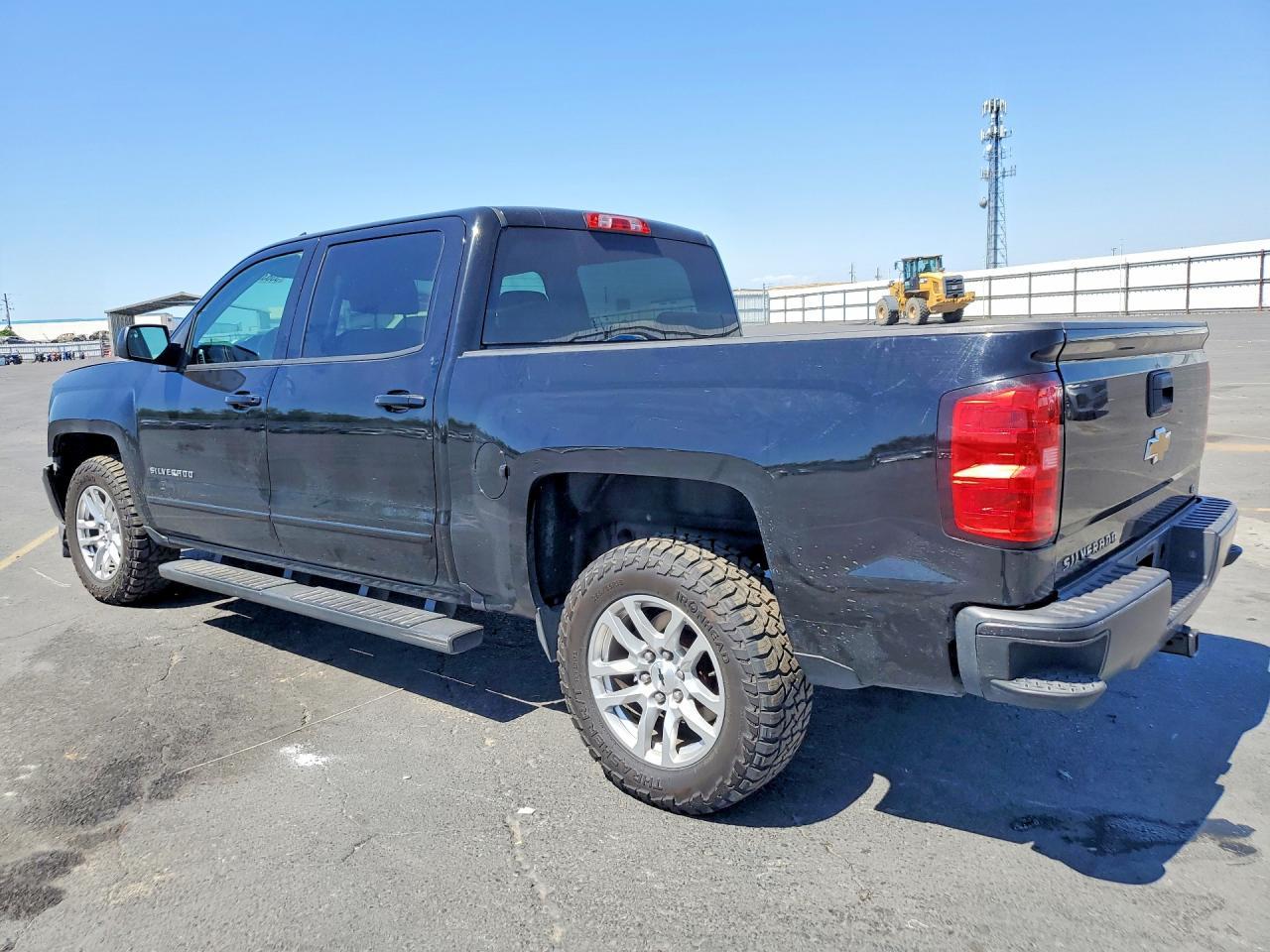 2017 Chevrolet Silverado K1500 Lt - zdjęcie 2