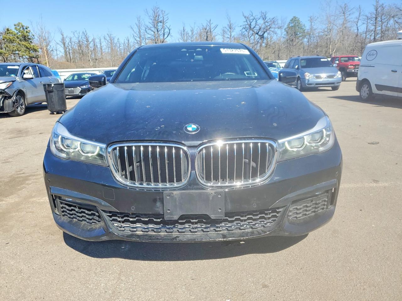 2019 BMW 740 - zdjęcie 5