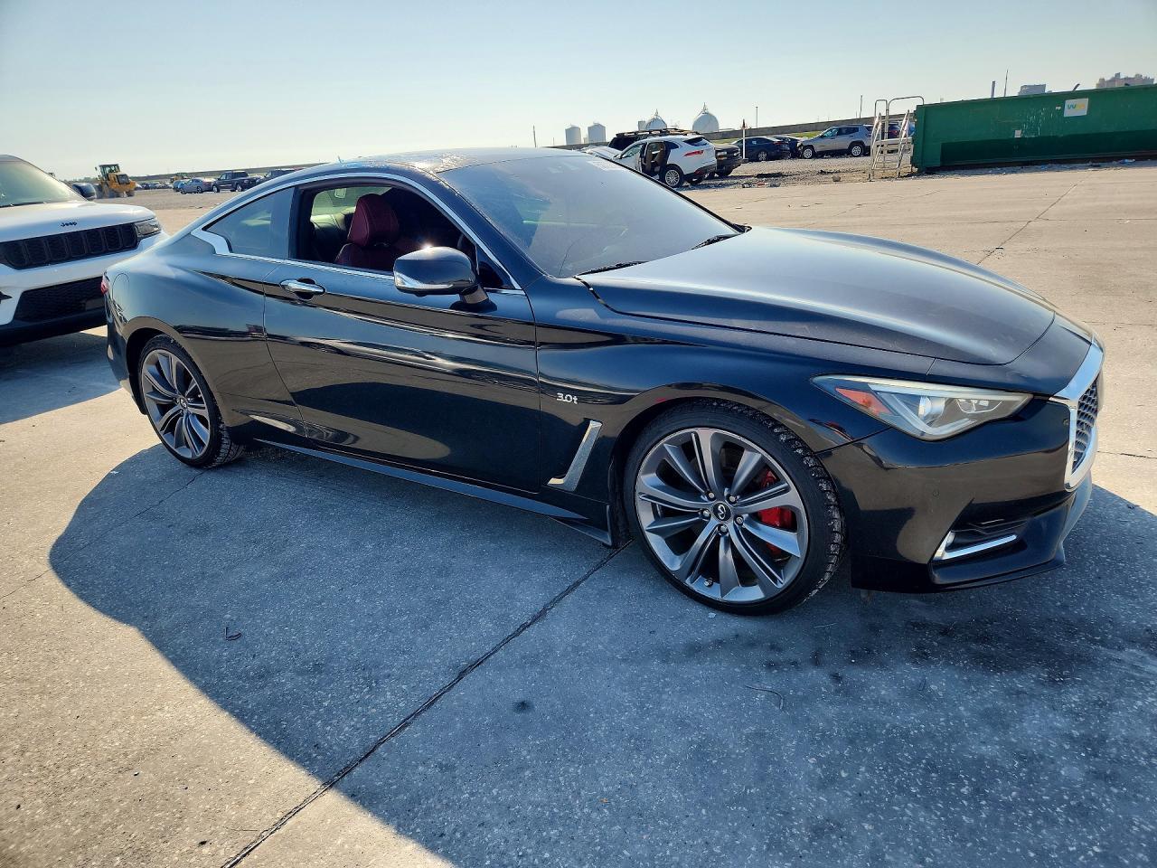 2018 Infiniti Q60 Red Sport 400 - zdjęcie 4