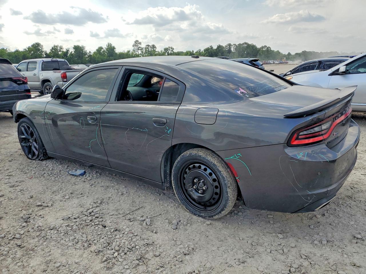 2019 Dodge Charger Sxt - zdjęcie 2