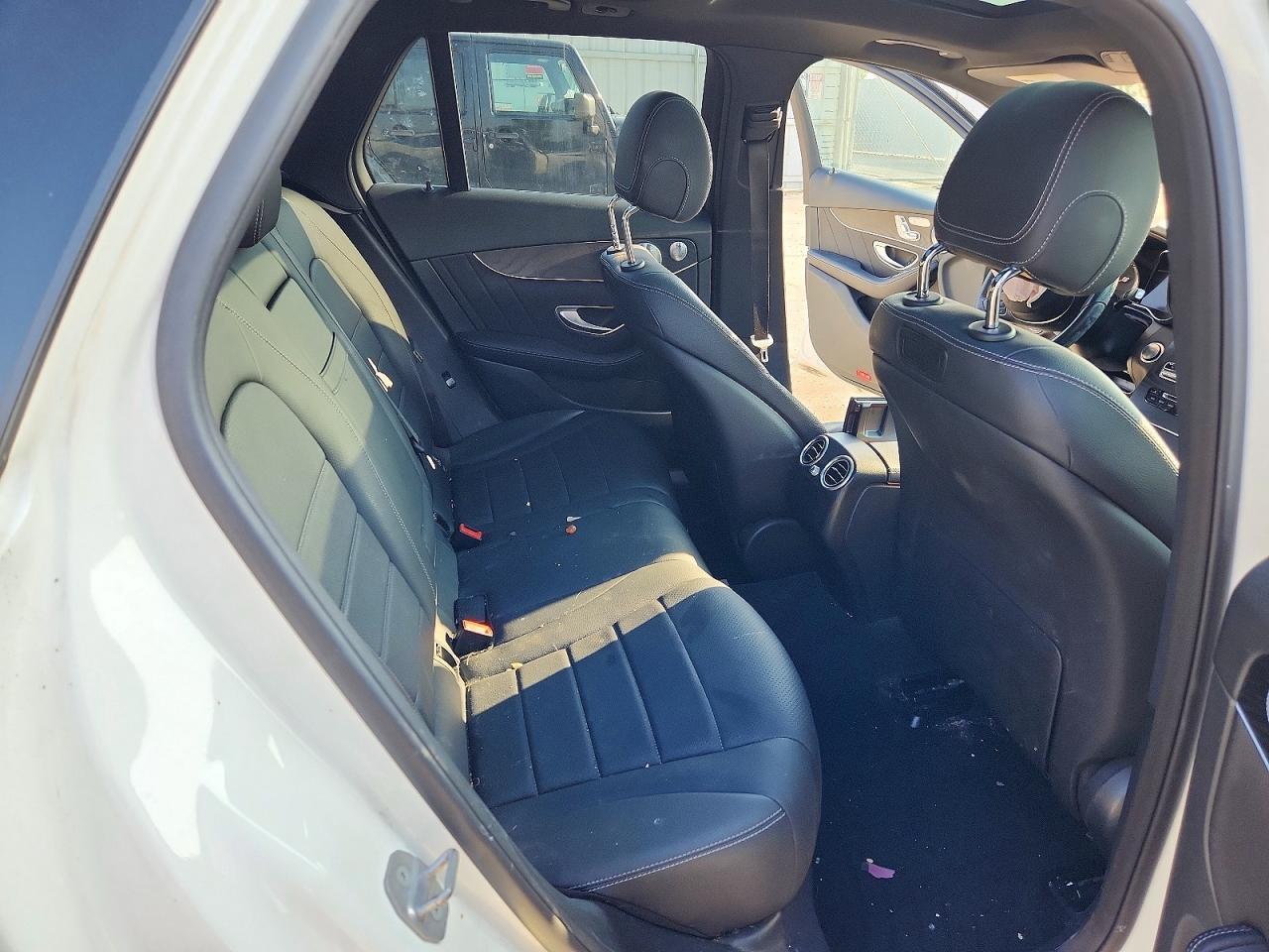 2018 Mercedes-Benz Glc 300 4Matic - zdjęcie 11
