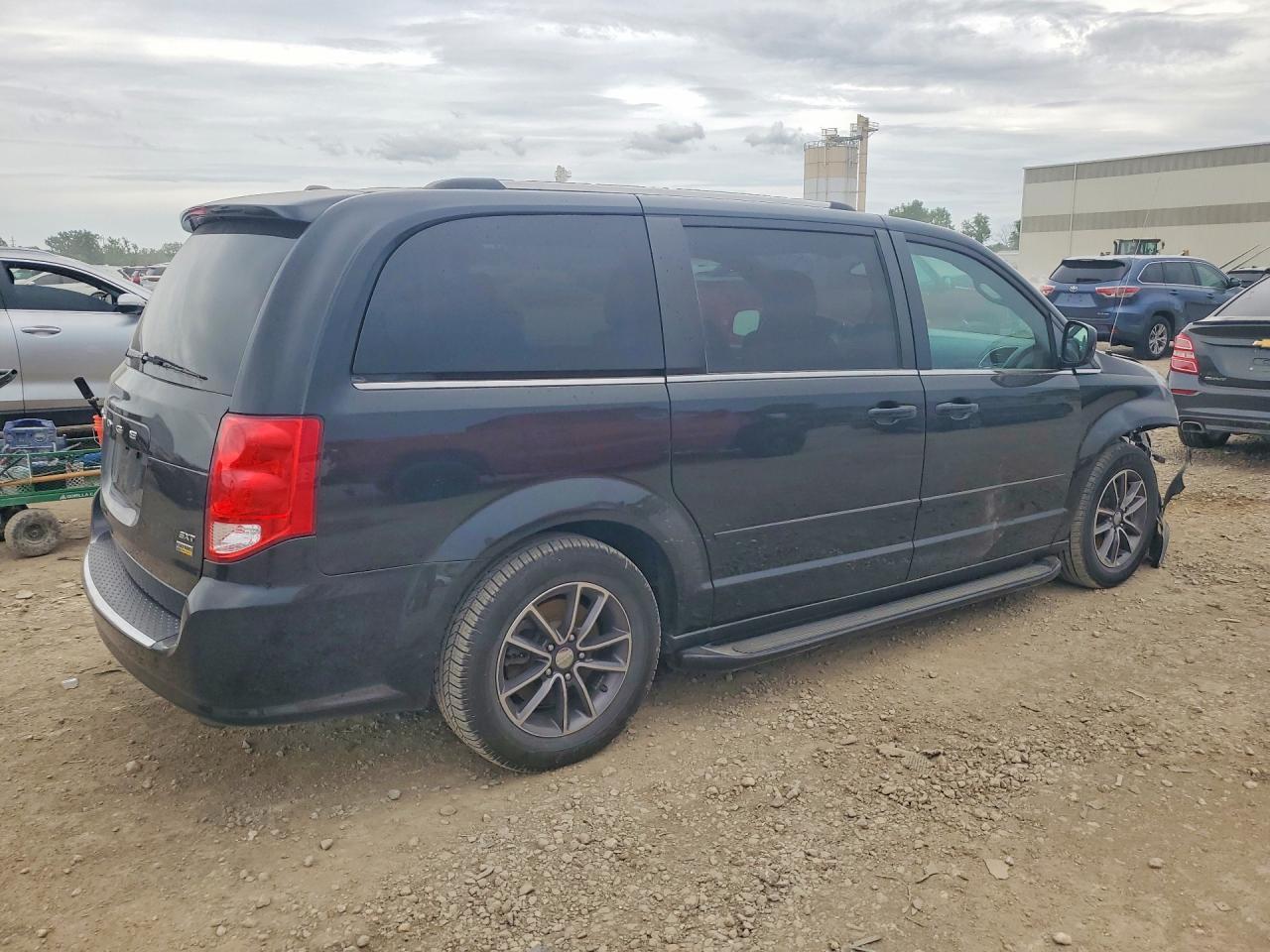 2017 Dodge Grand Caravan Sxt - zdjęcie 3