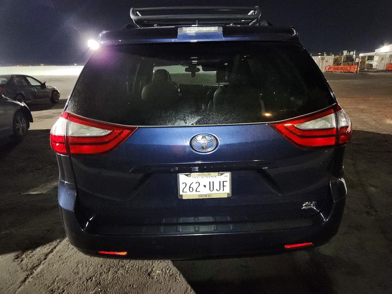 2013 Toyota Sienna - zdjęcie 6