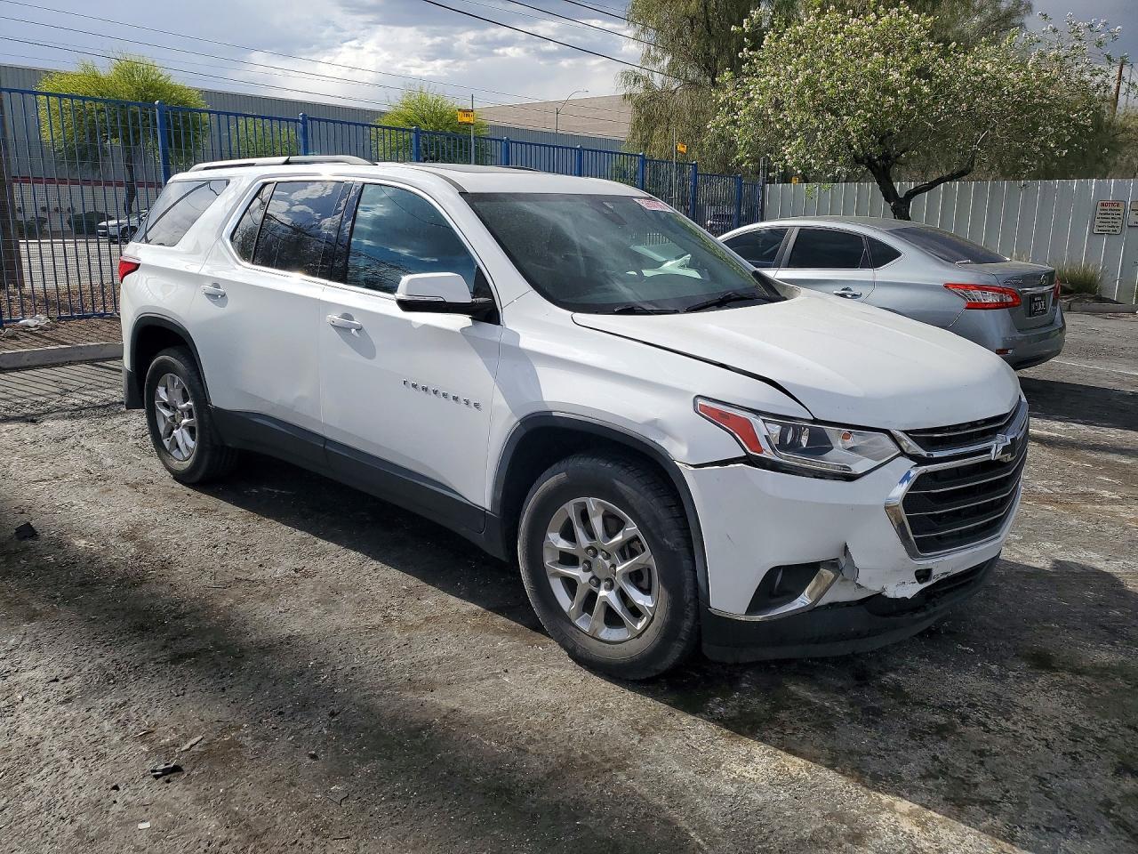 2020 Chevrolet Traverse Lt - zdjęcie 4