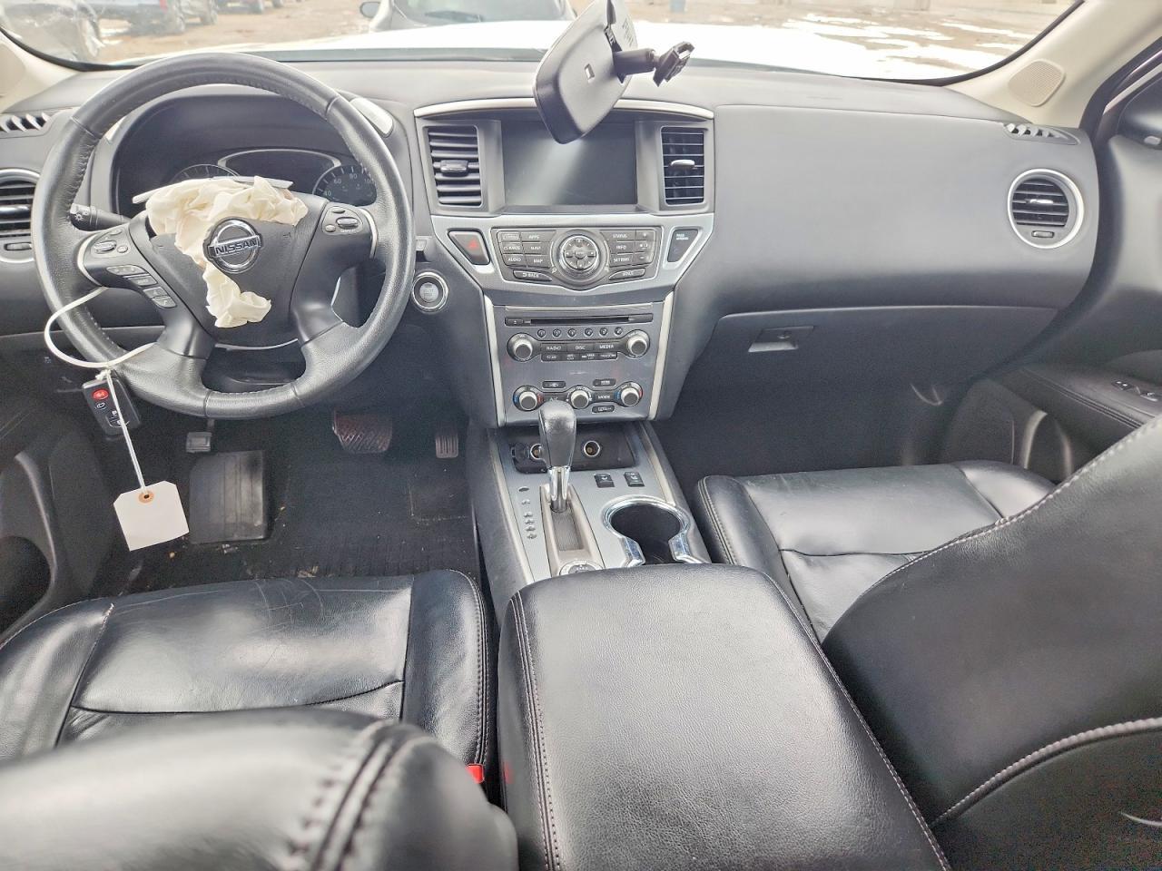 2017 Nissan Pathfinder - zdjęcie 8
