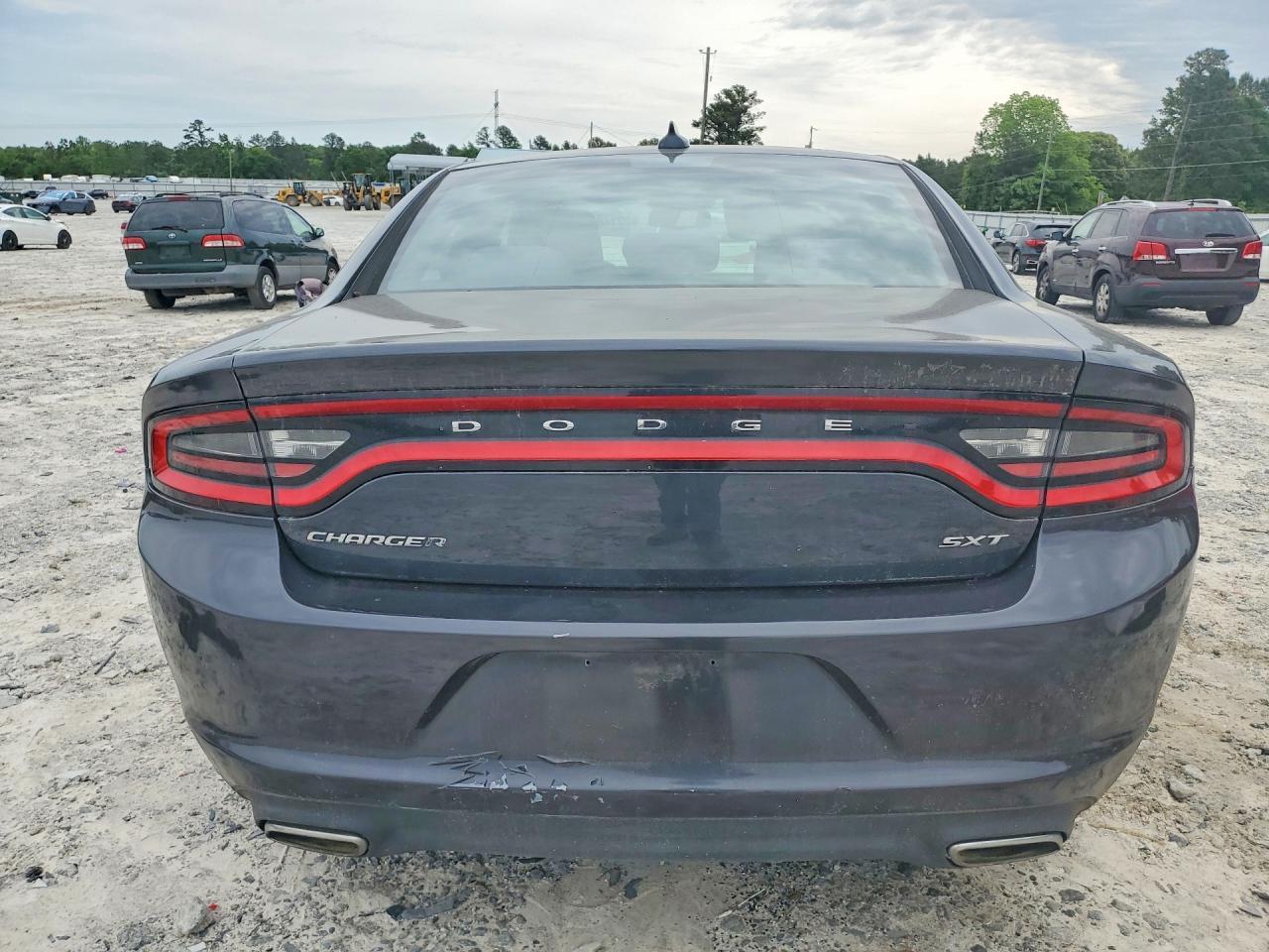 2016 Dodge Charger Sxt - zdjęcie 6