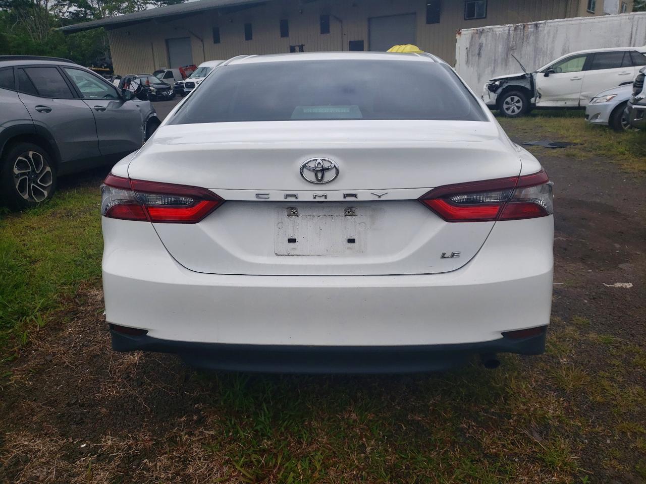 2023 Toyota Camry Le - zdjęcie 6