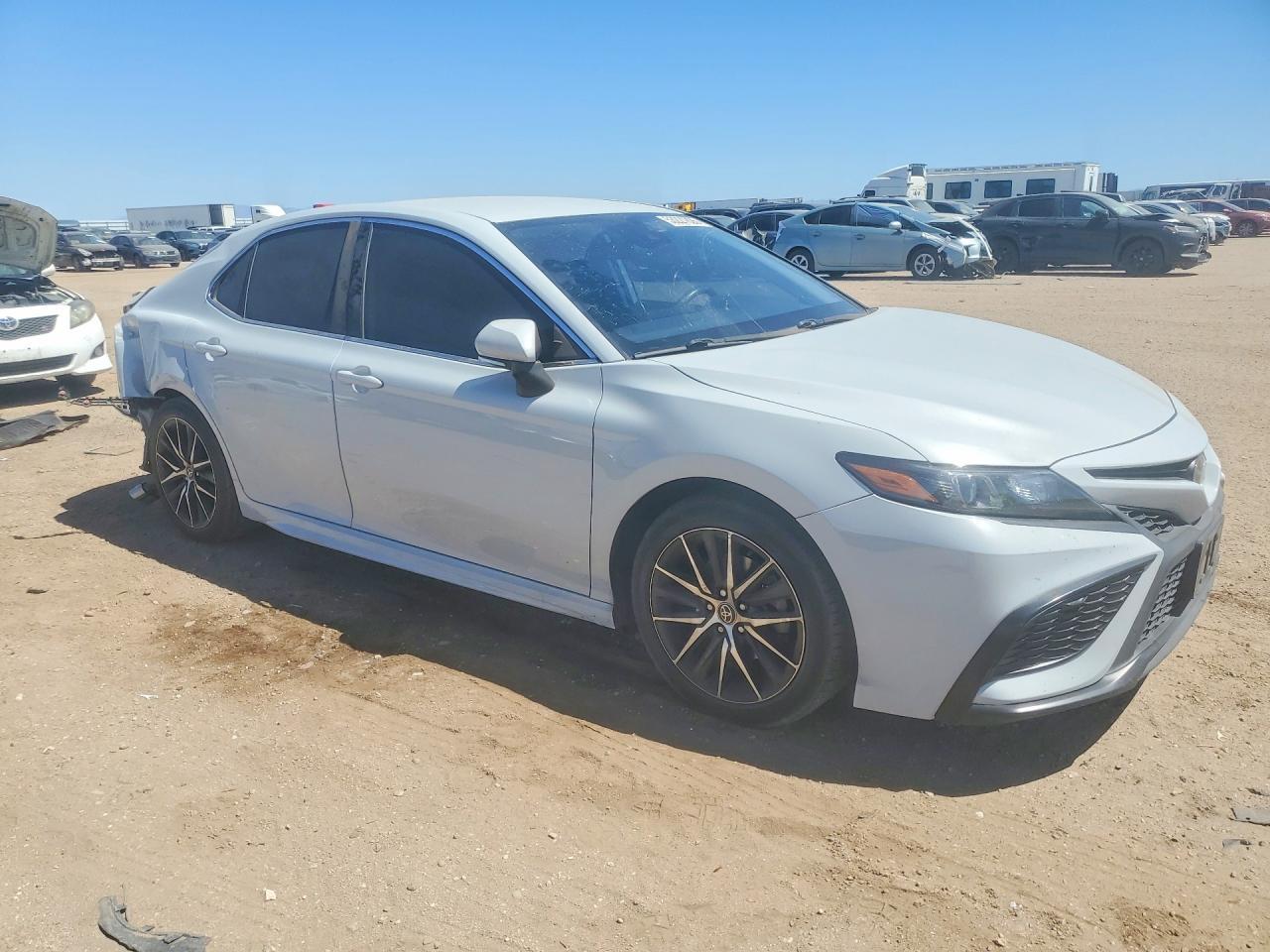 2022 Toyota Camry Se - zdjęcie 4