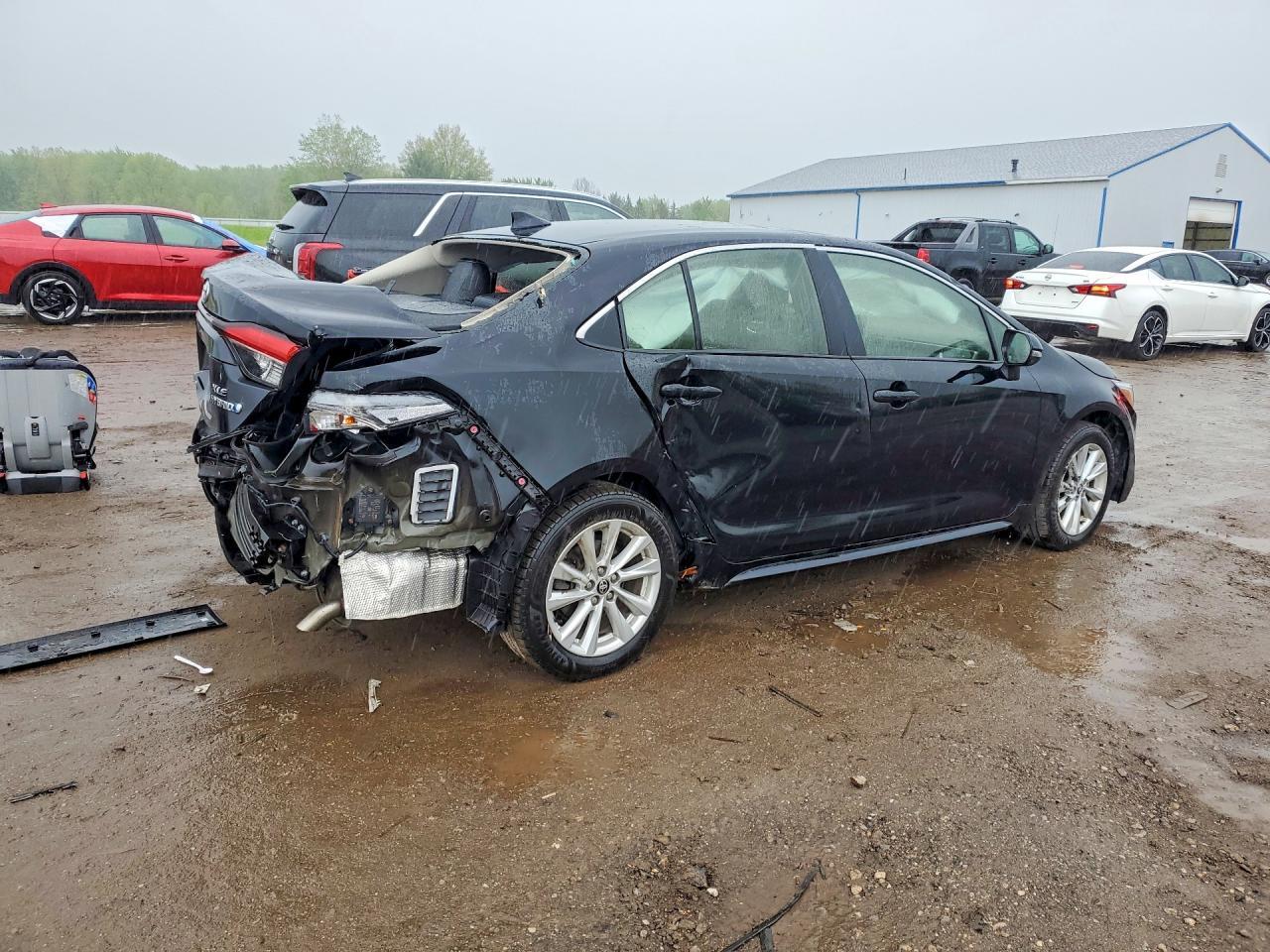 2024 Toyota Corolla Hybrid - zdjęcie 3