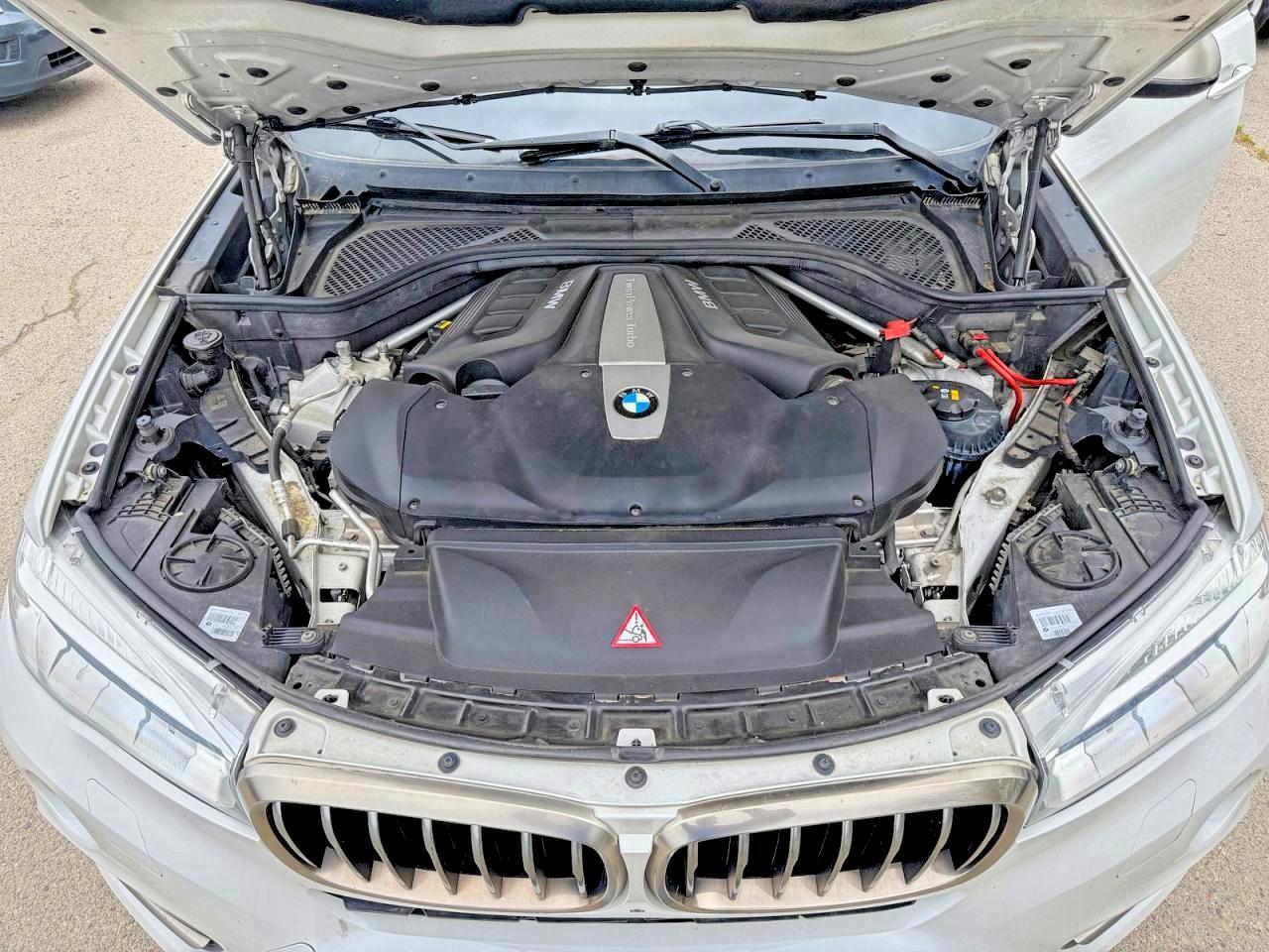 2017 BMW X6 xDrive50I - zdjęcie 7