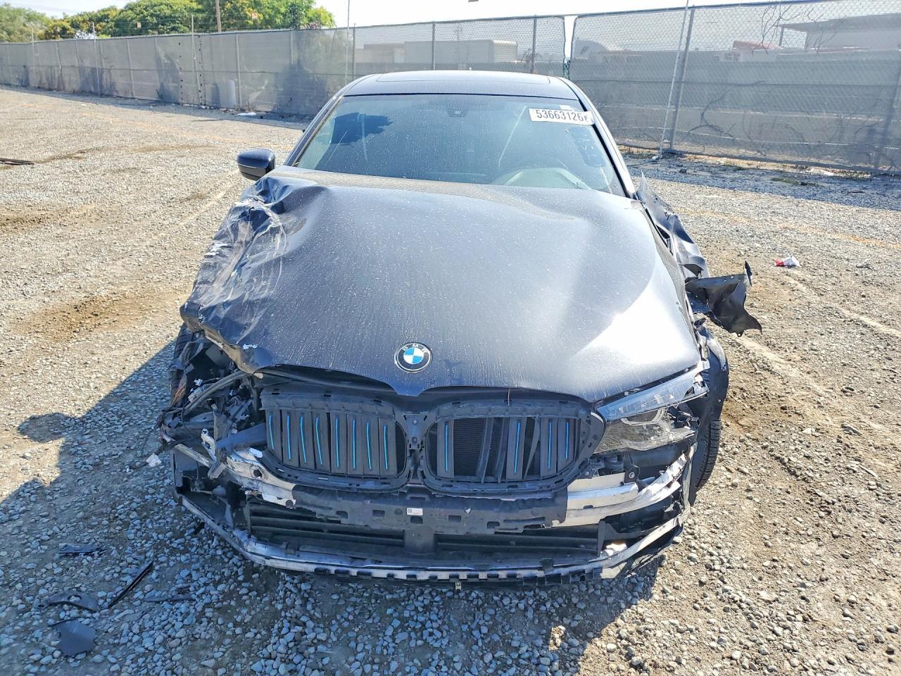 2018 BMW 530E - zdjęcie 5